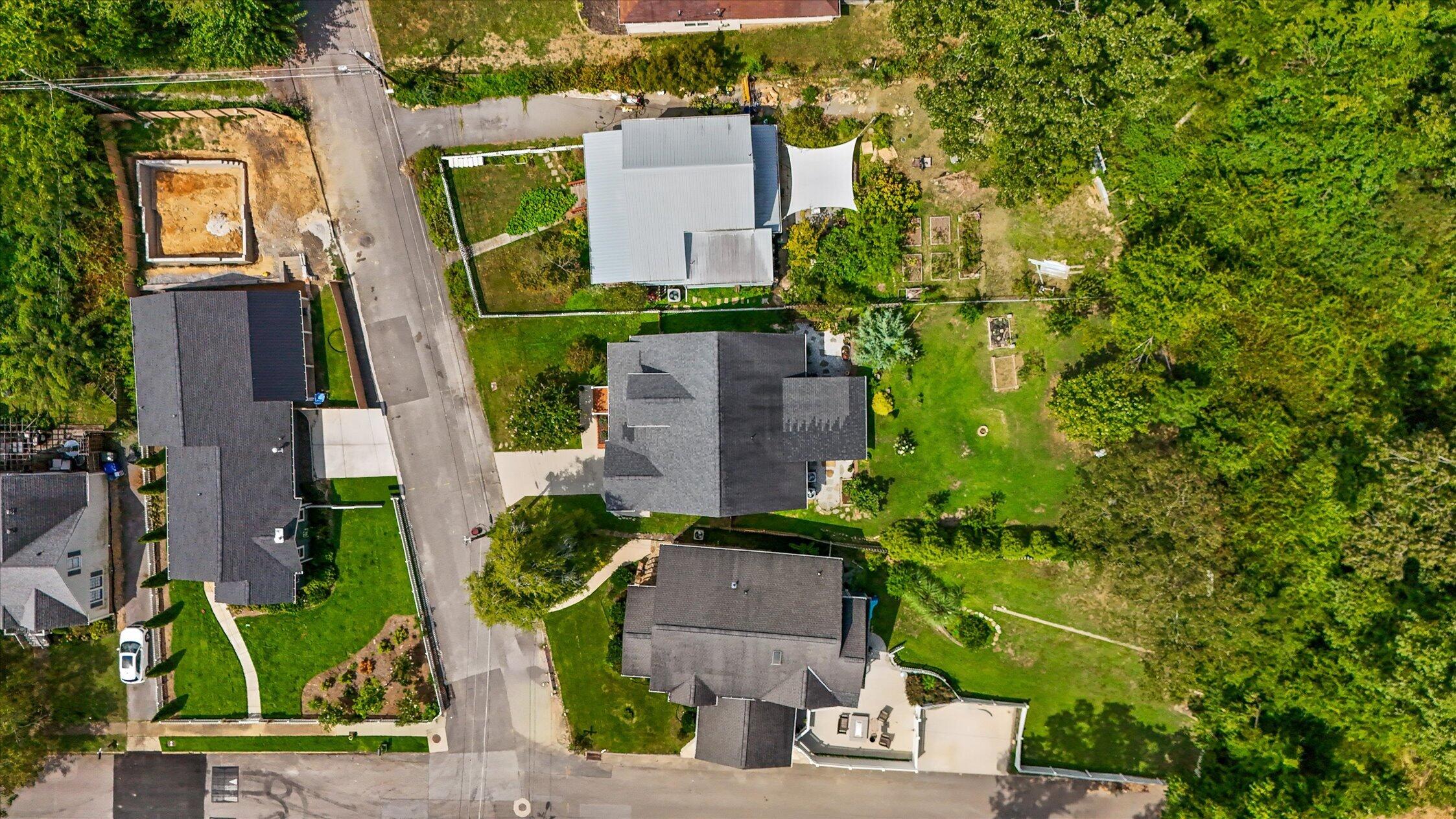 1728 Ichabod Lane