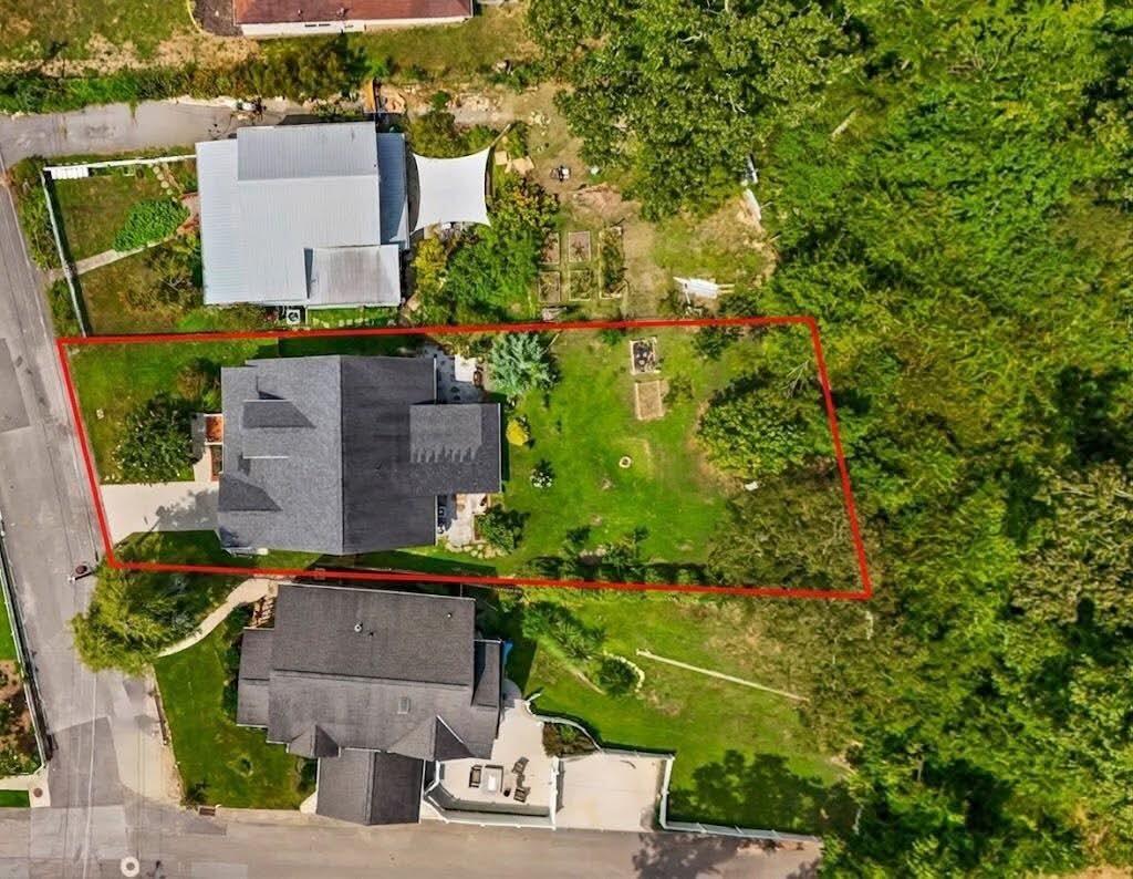 1728 Ichabod Lane