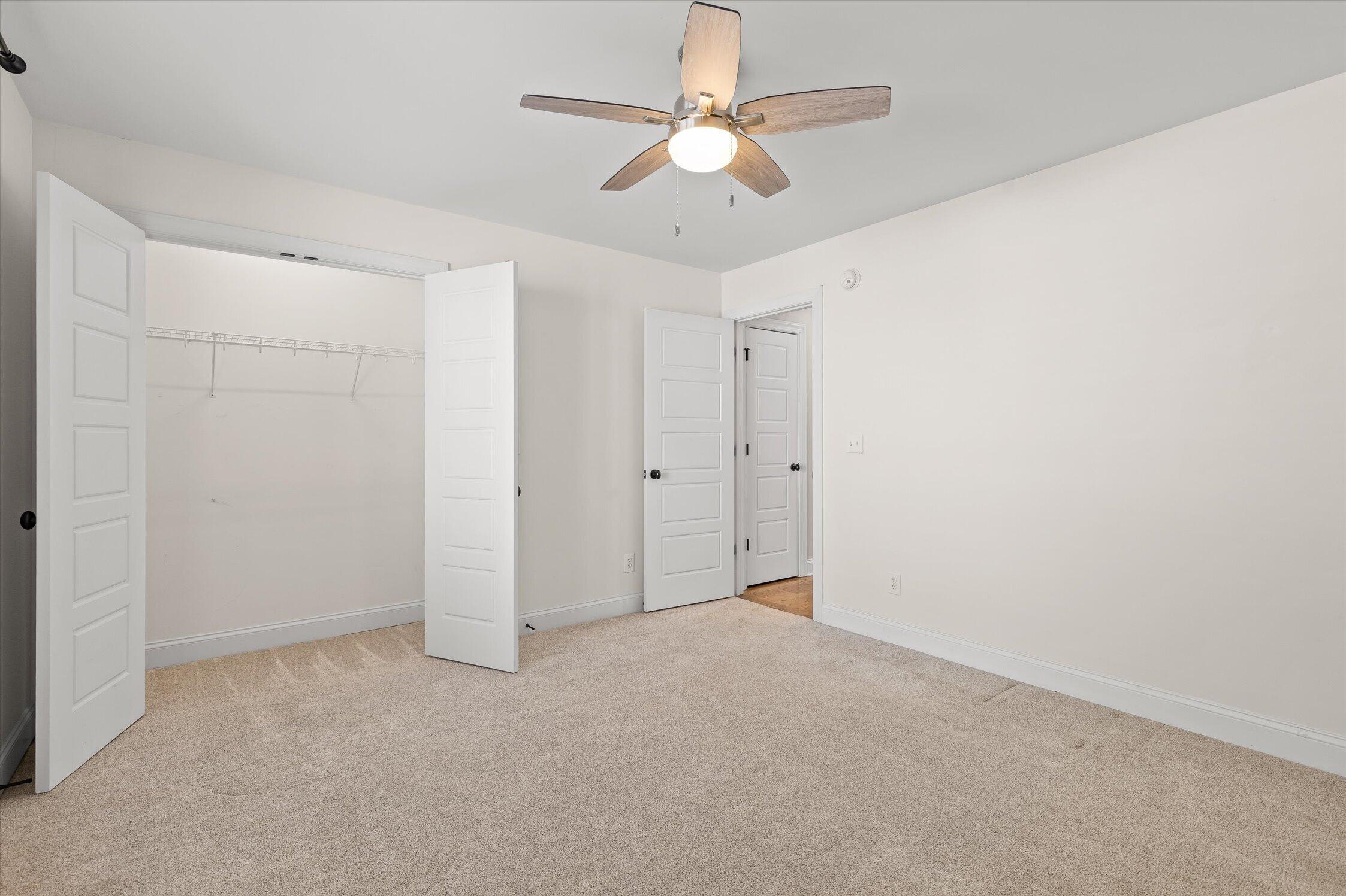 1728 Ichabod Lane