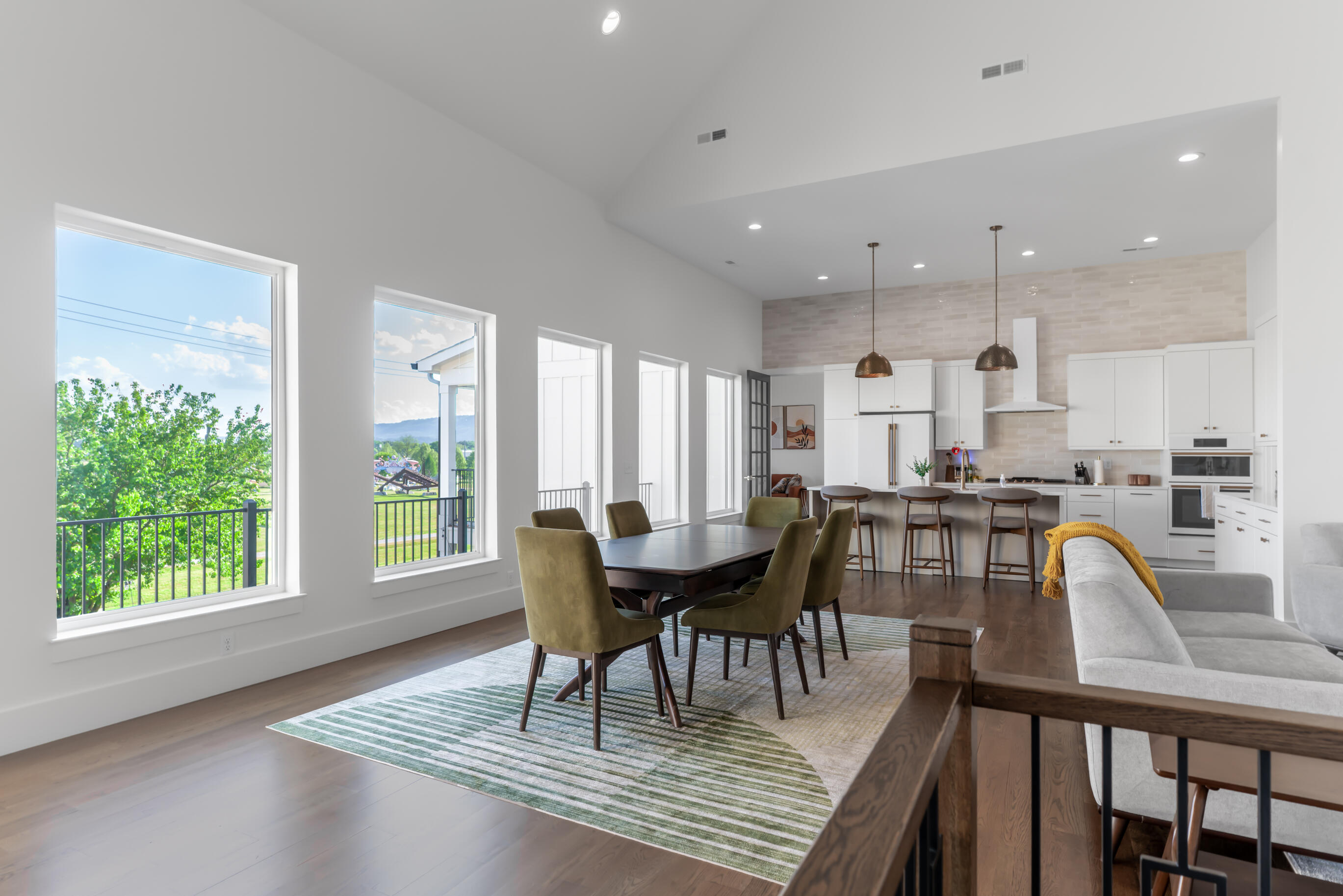 998 Montague Place