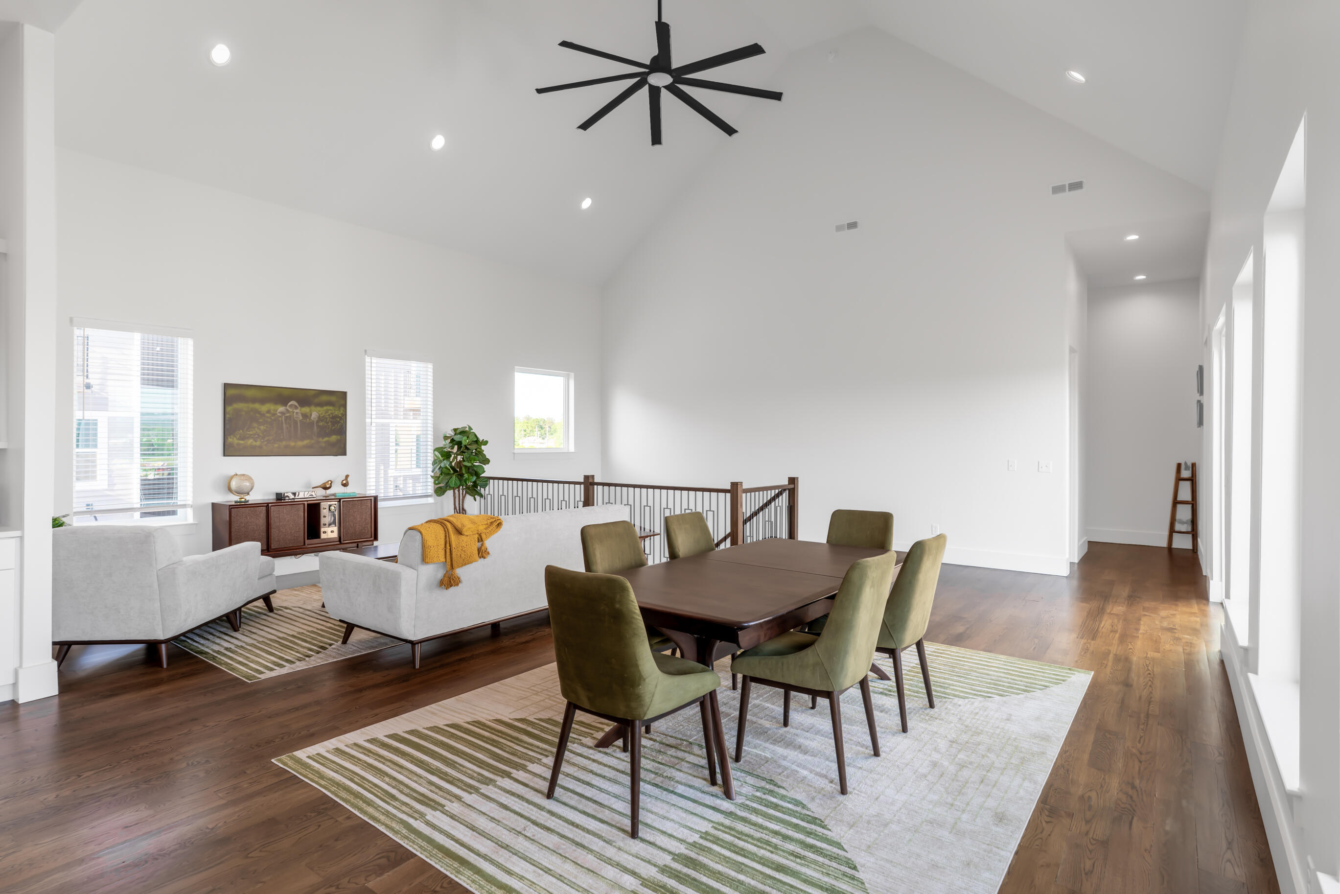 998 Montague Place