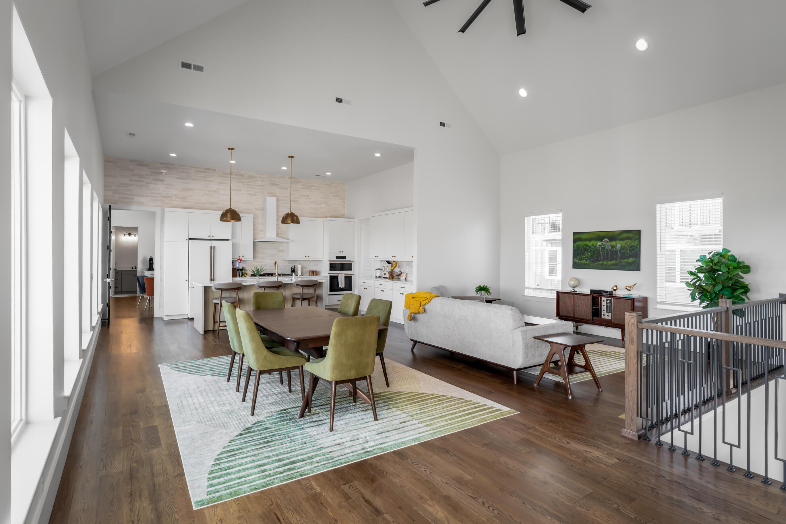 998 Montague Place