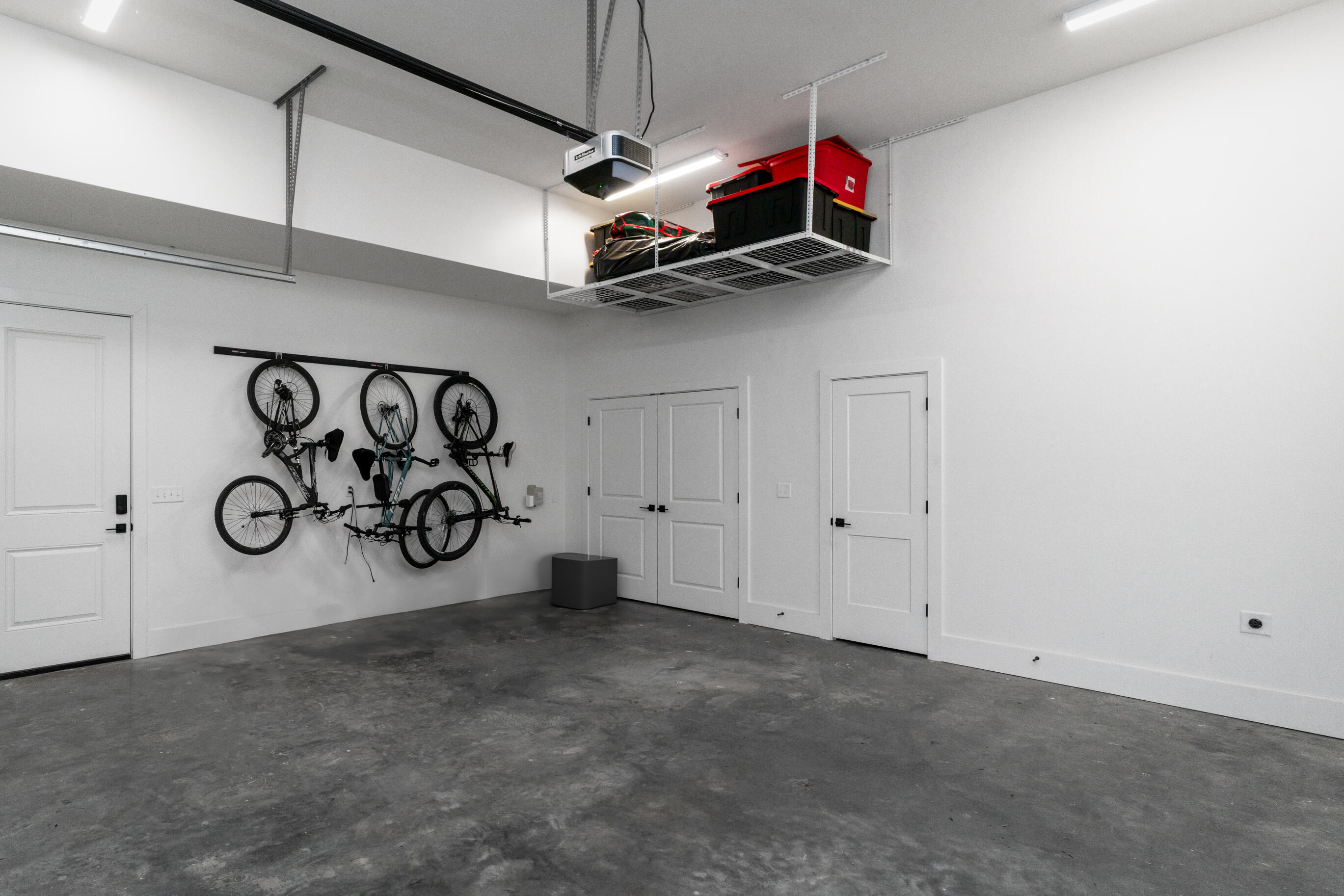 998 Montague Place