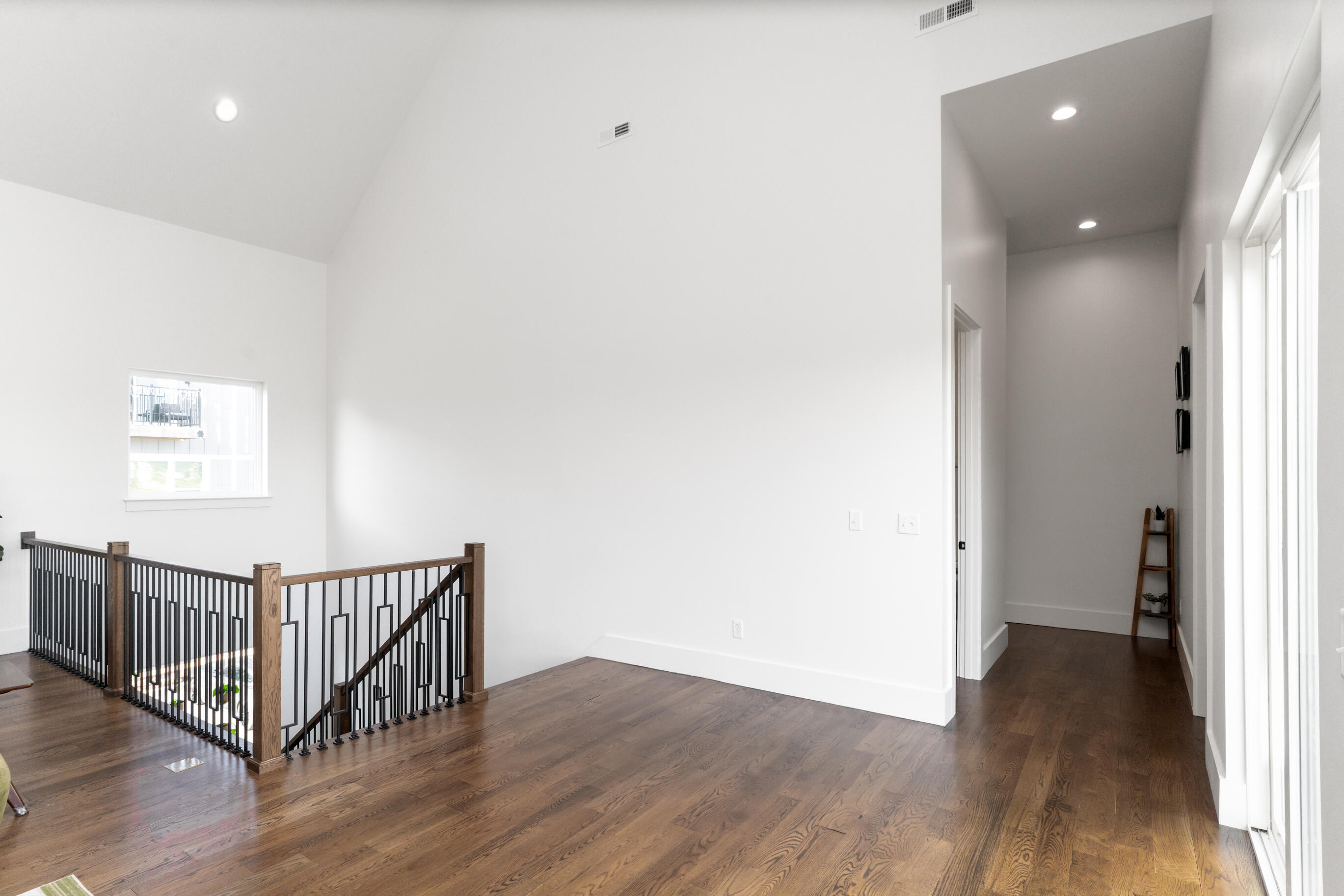 998 Montague Place