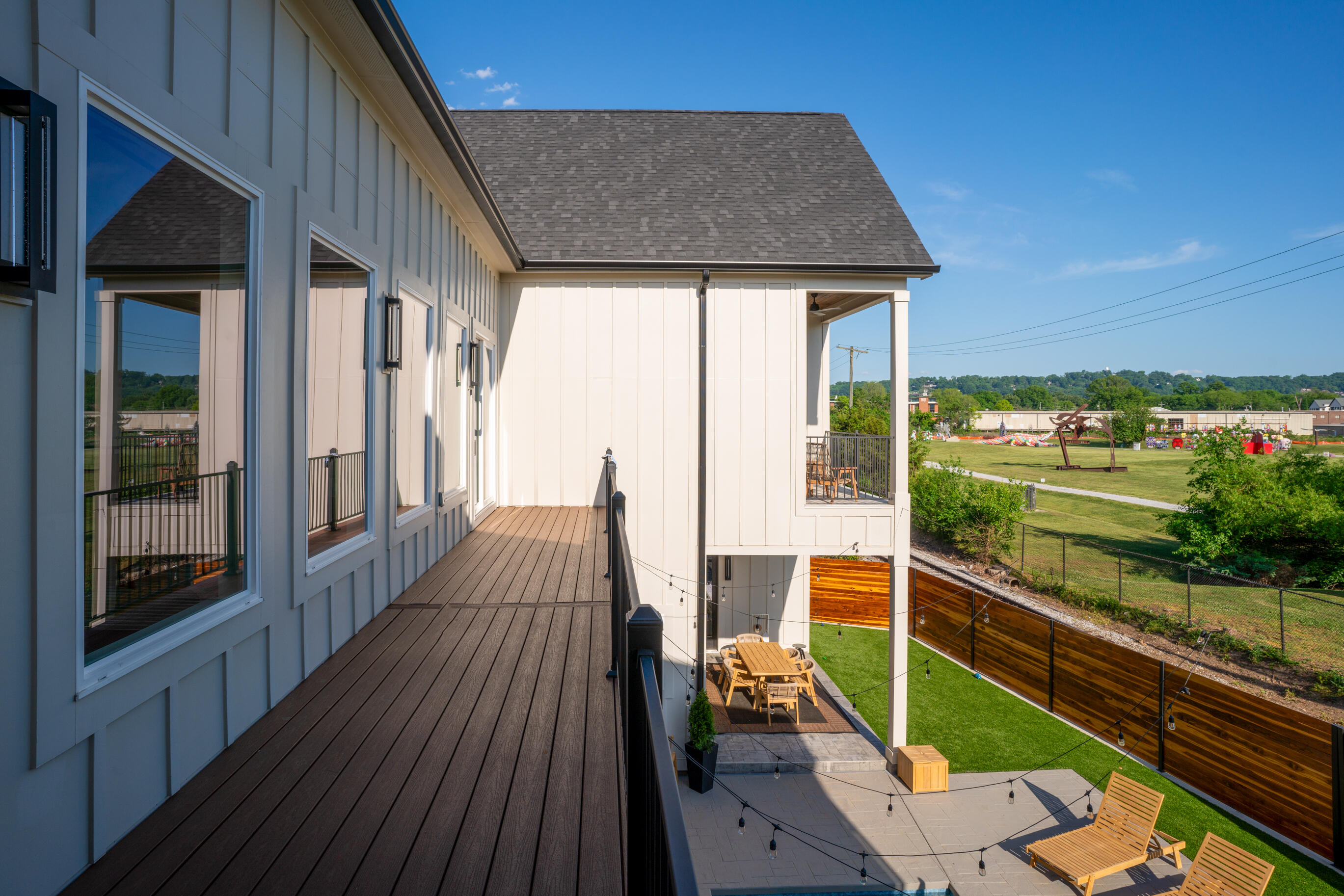 998 Montague Place
