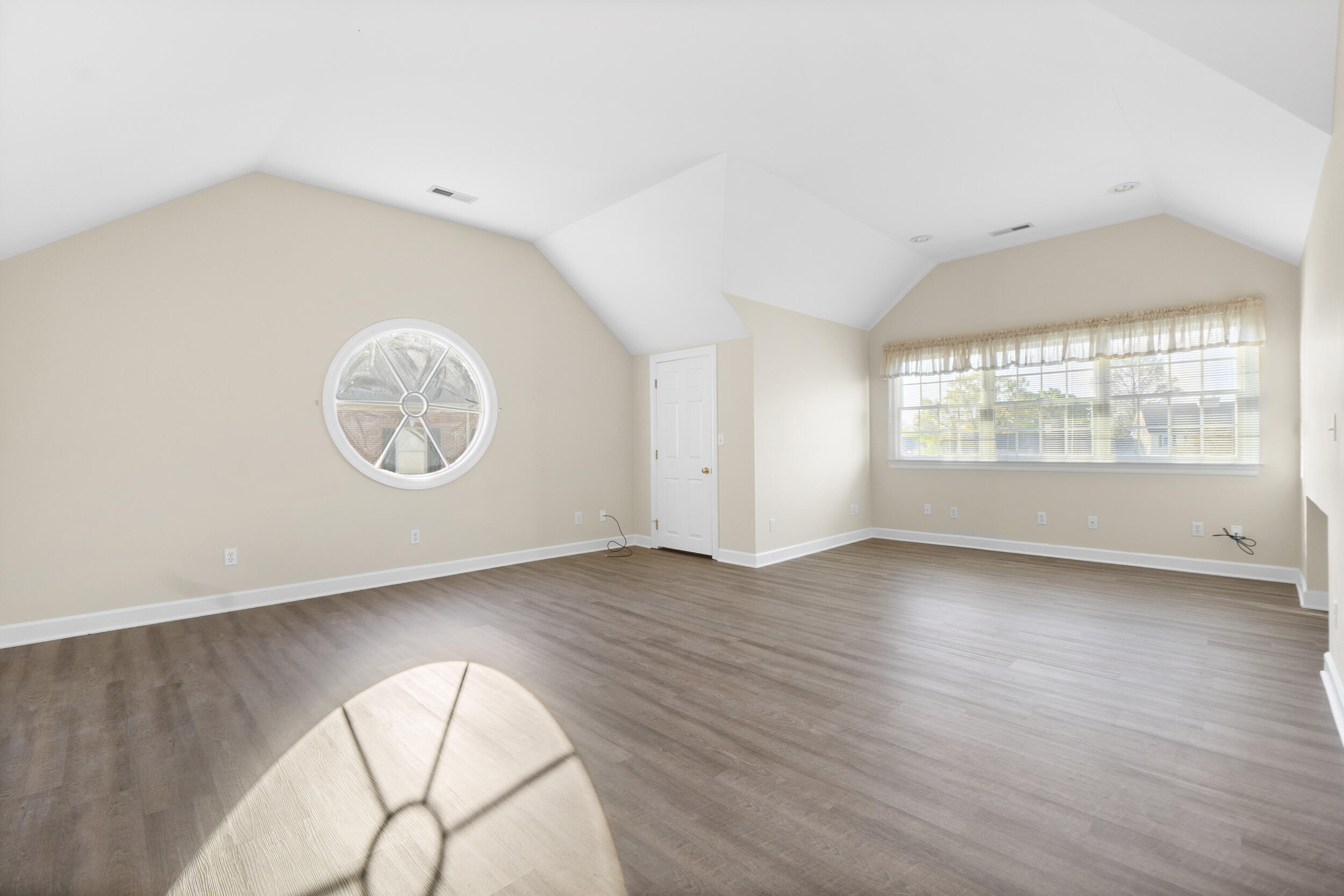 1160 Heritage Landing Drive