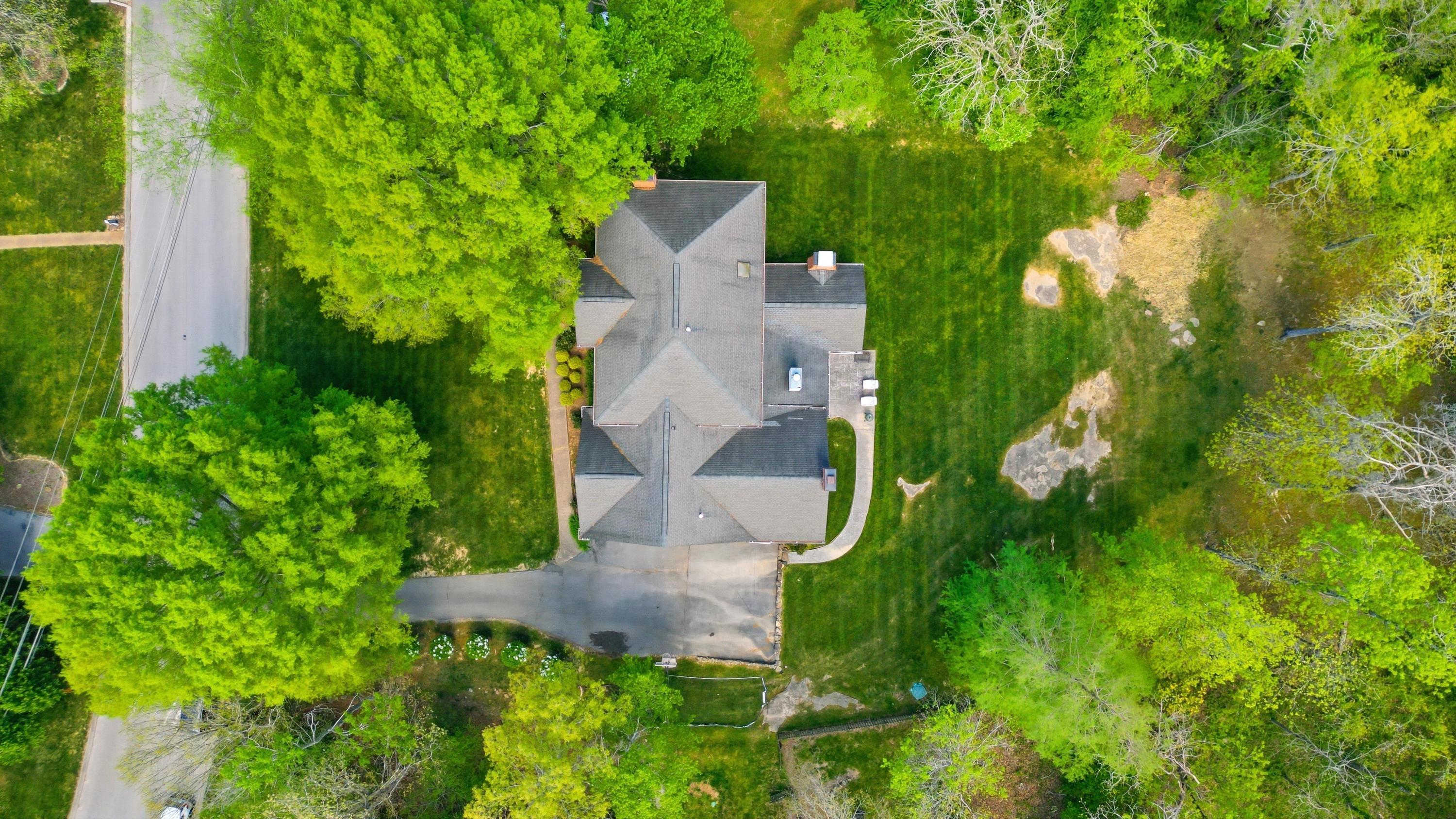 15 Middle Creek Road