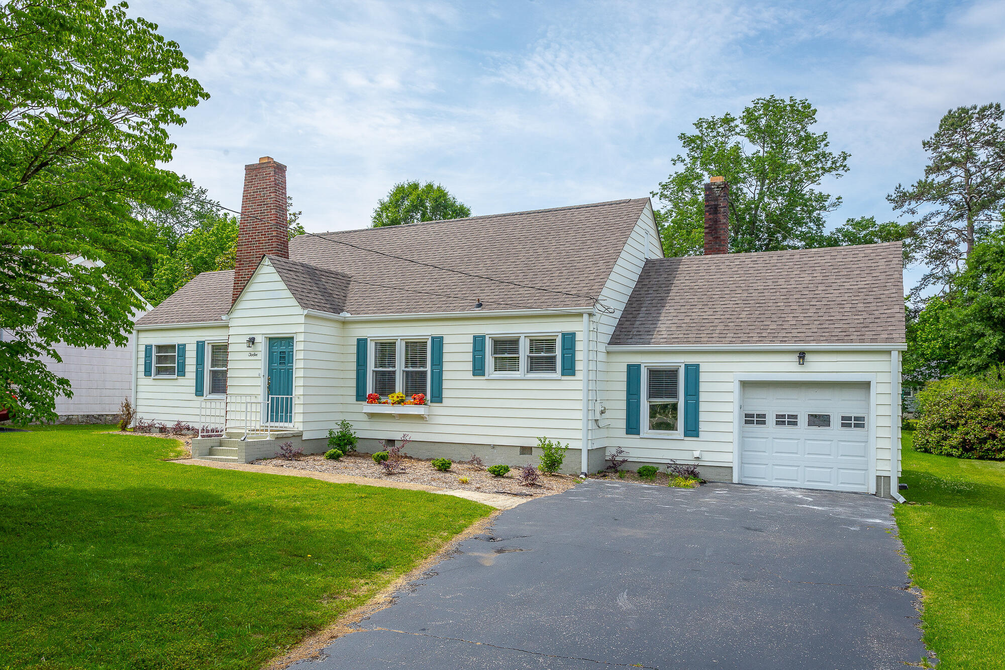 12 Orlando Drive