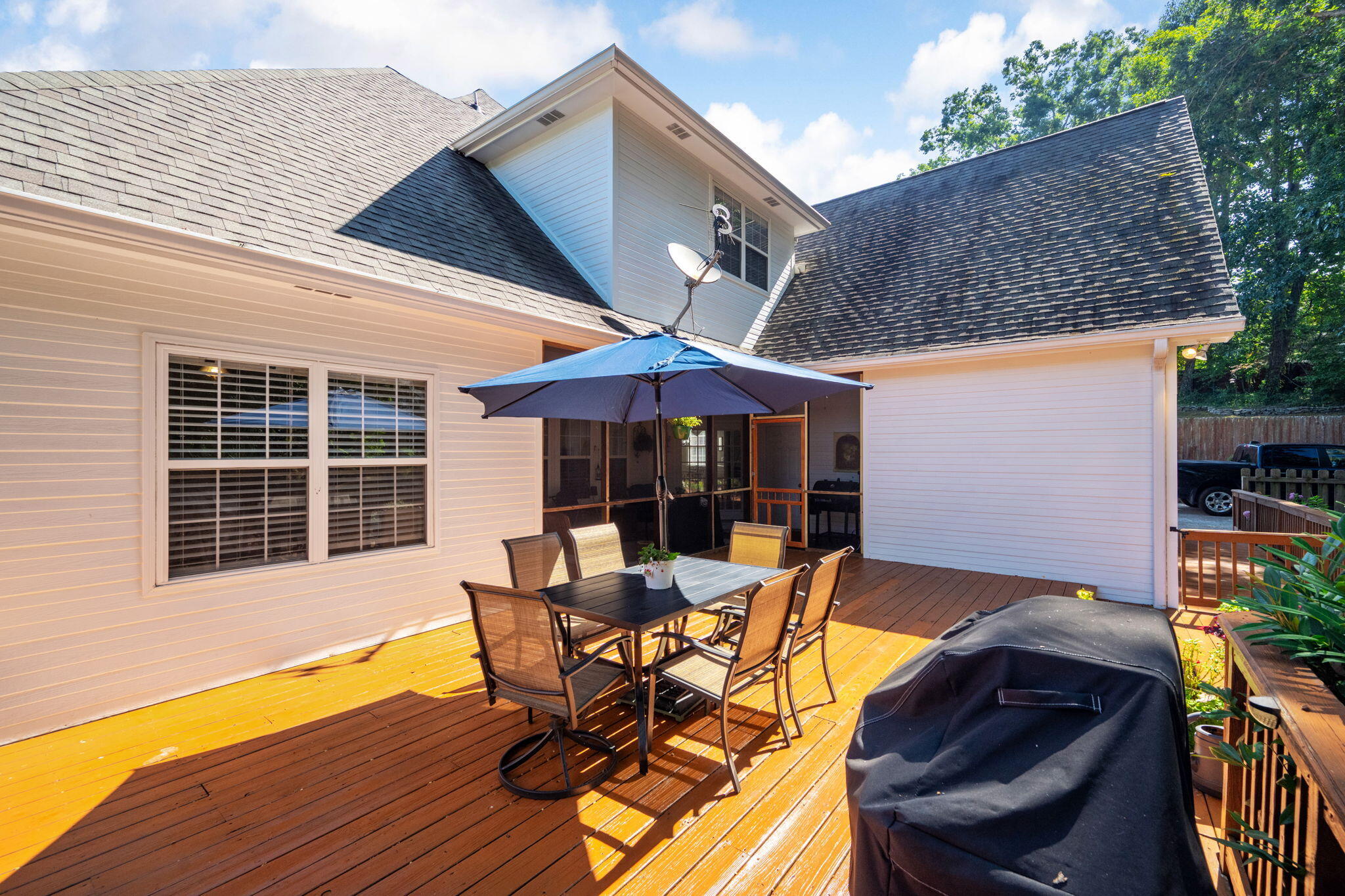 1057 Harbor Crest Drive
