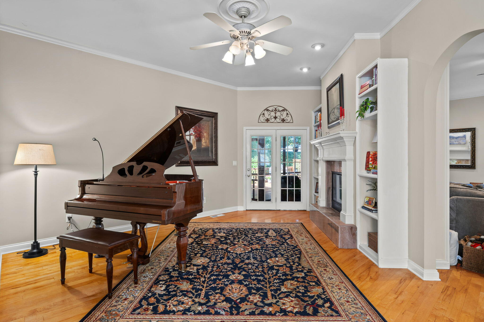1057 Harbor Crest Drive