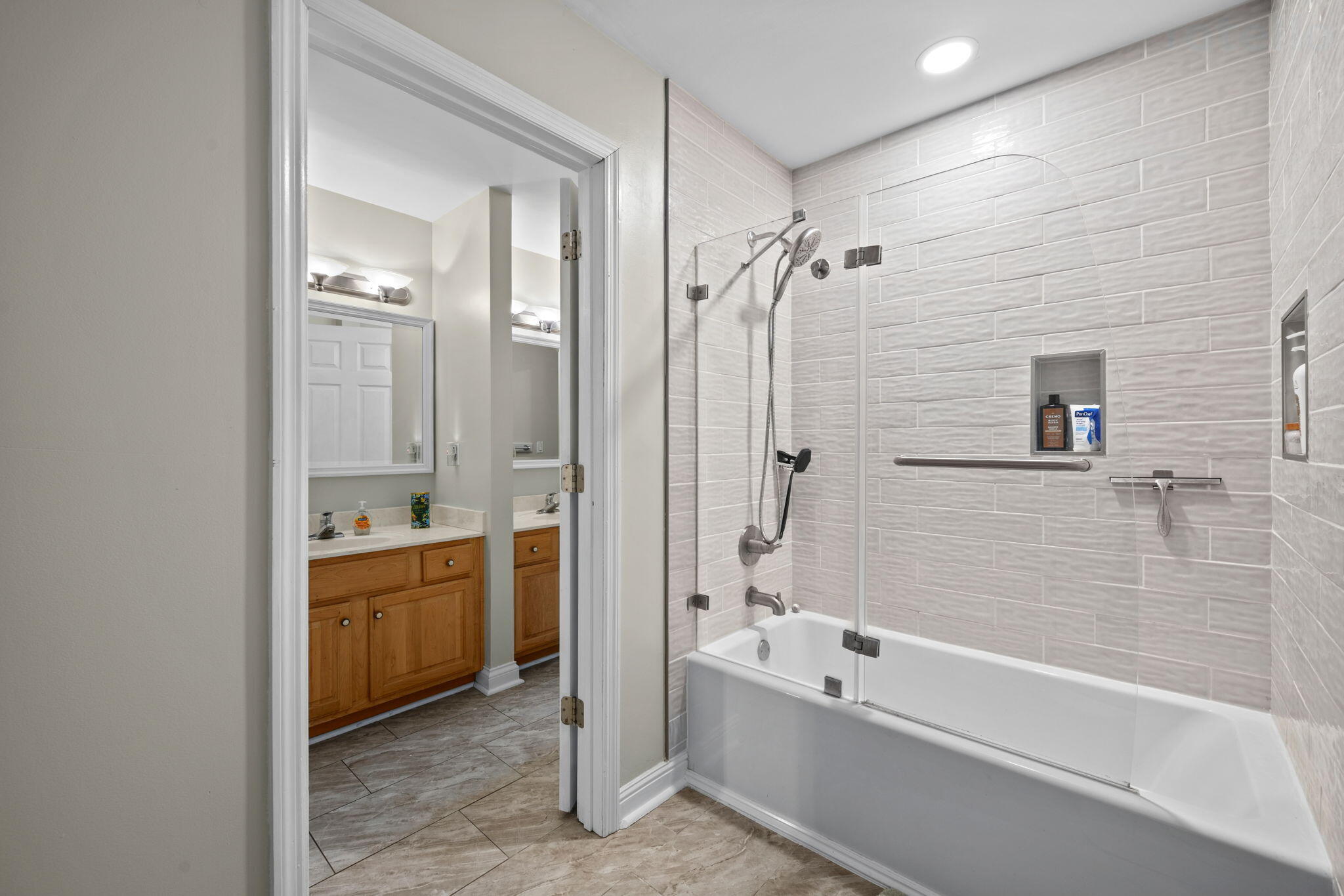 1057 Harbor Crest Drive