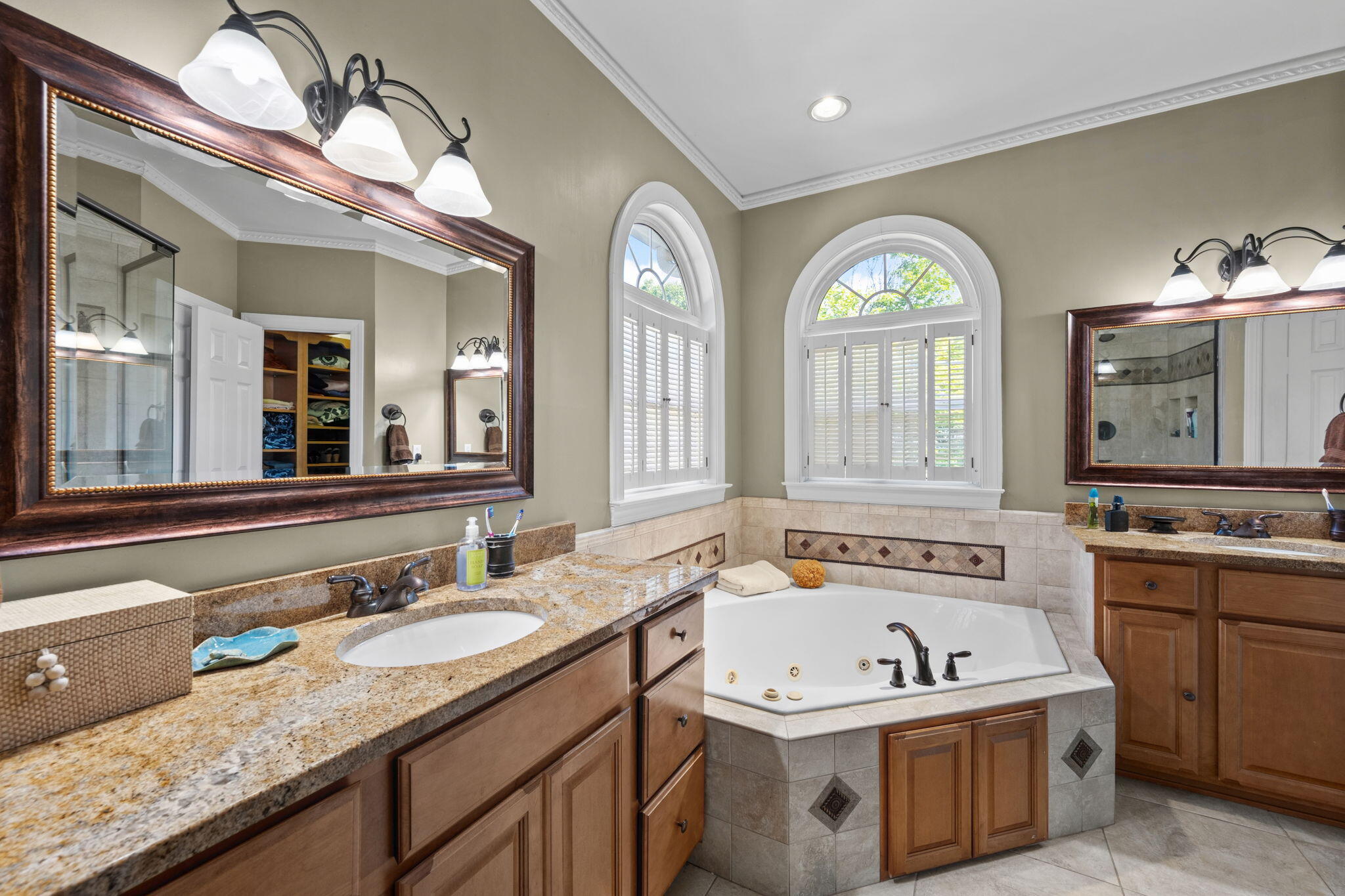 1057 Harbor Crest Drive