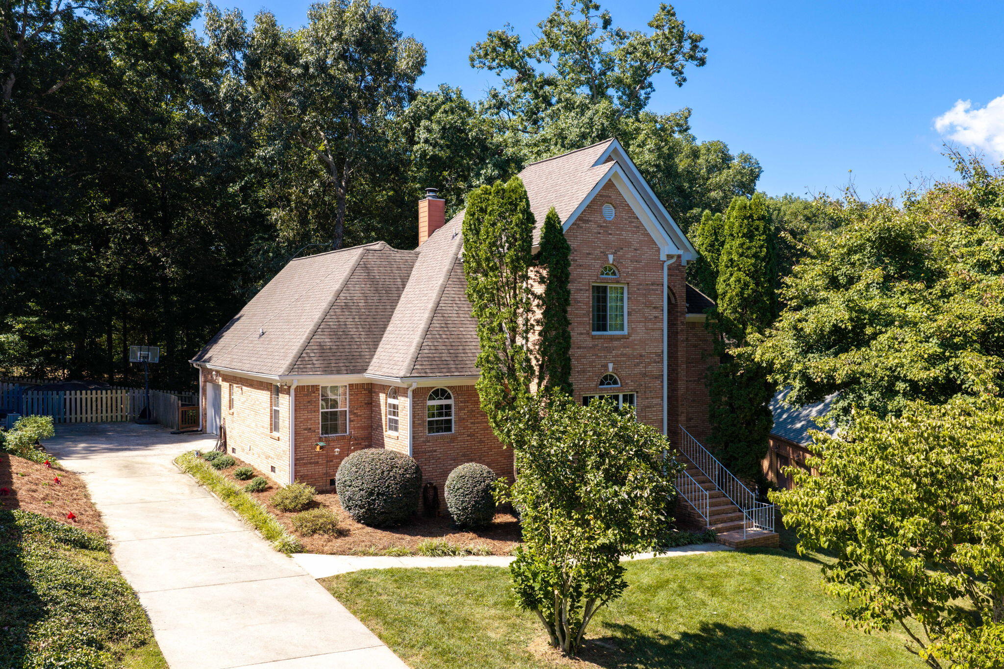 1057 Harbor Crest Drive