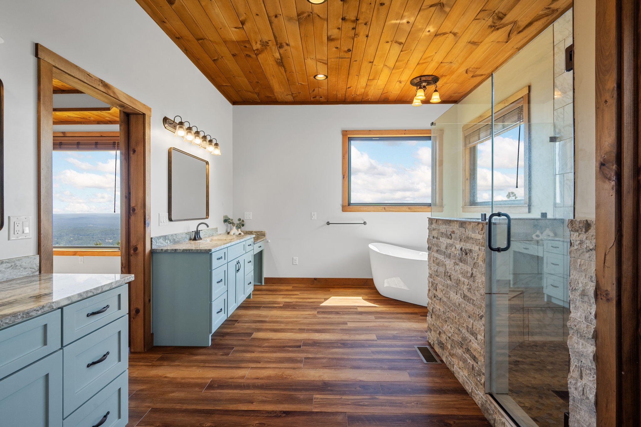 520 Bluff Mountain Drive