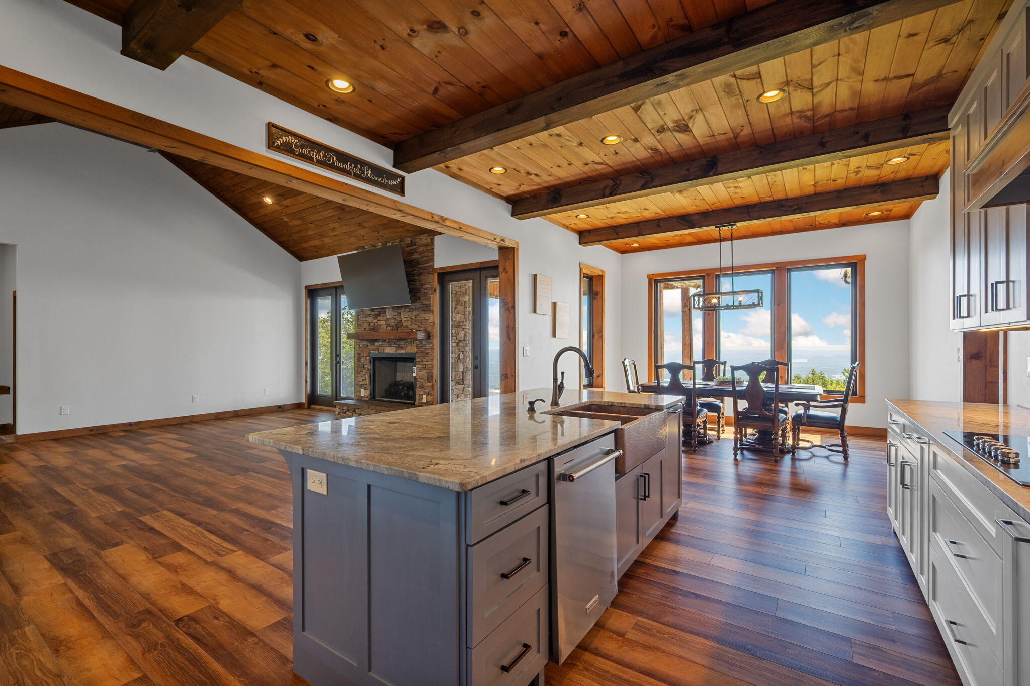 520 Bluff Mountain Drive