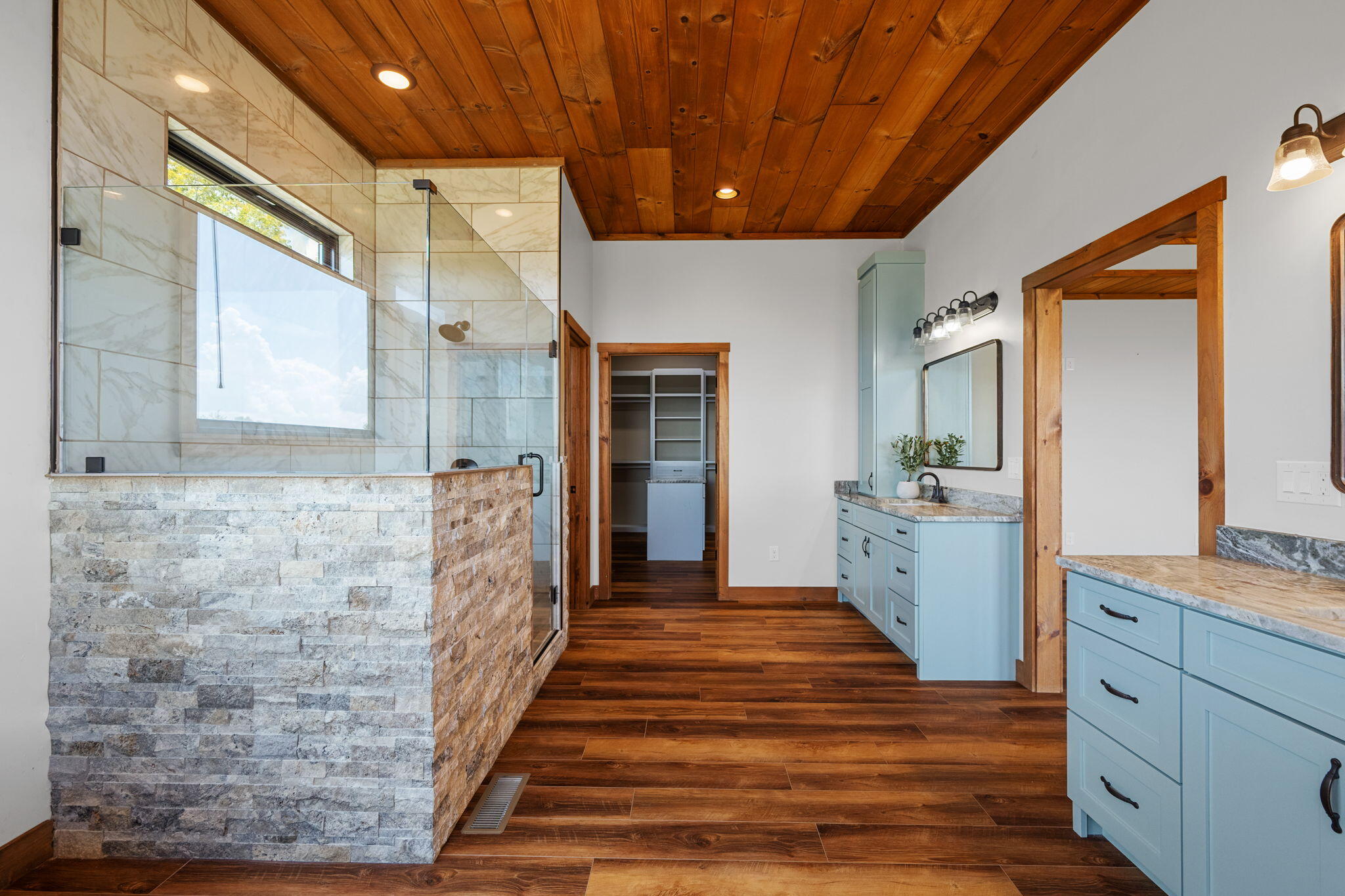 520 Bluff Mountain Drive