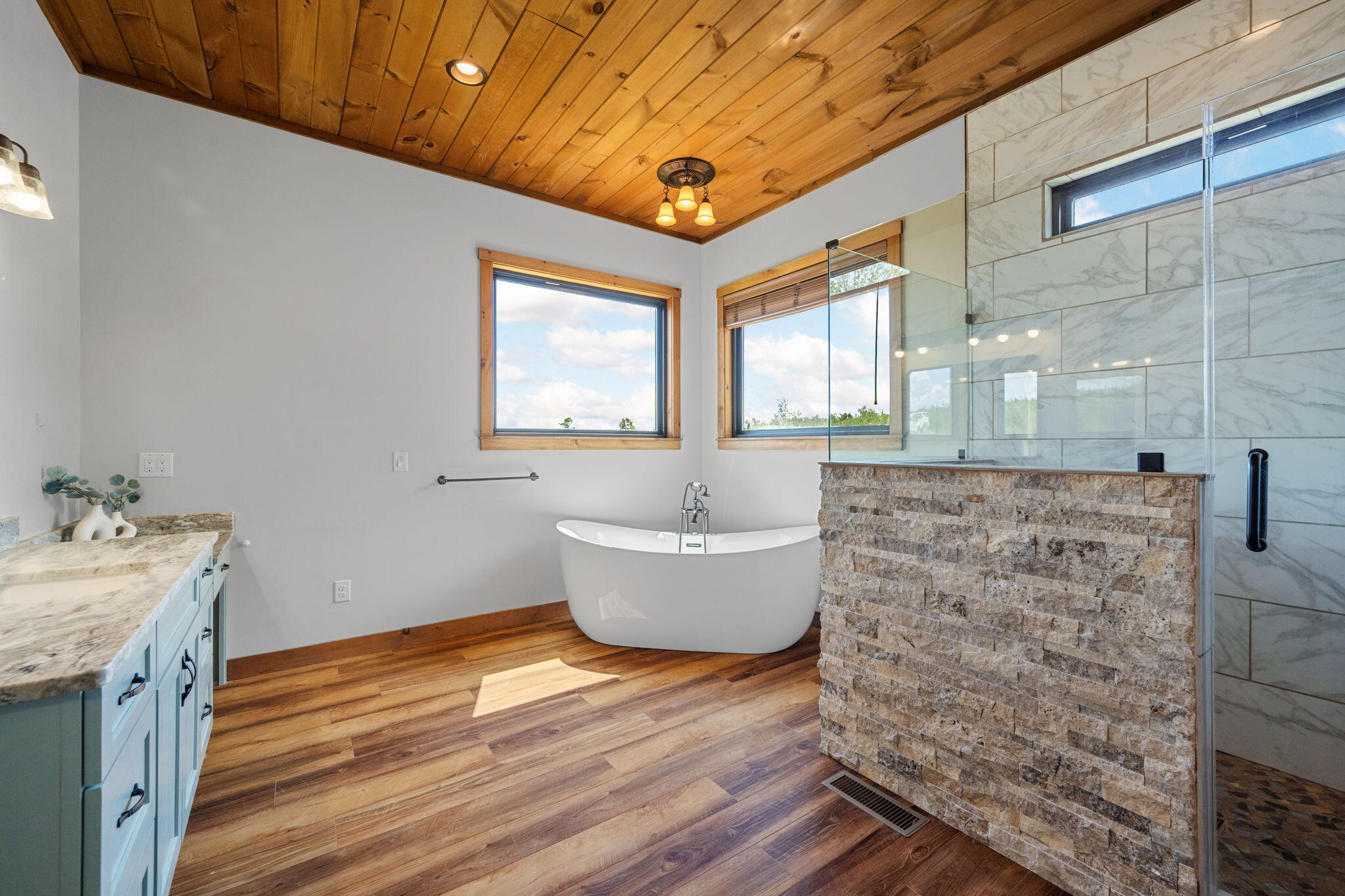 520 Bluff Mountain Drive