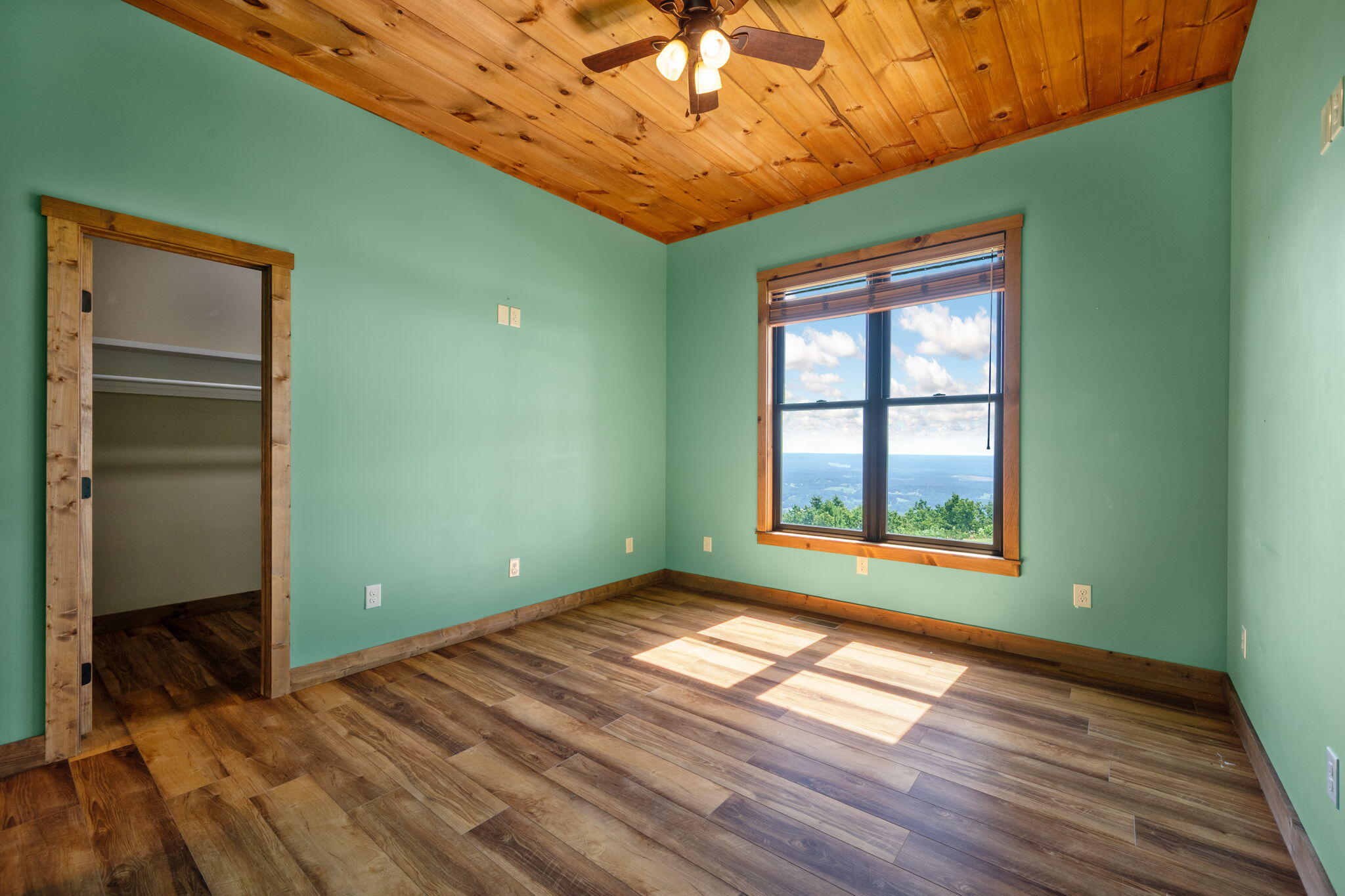 520 Bluff Mountain Drive