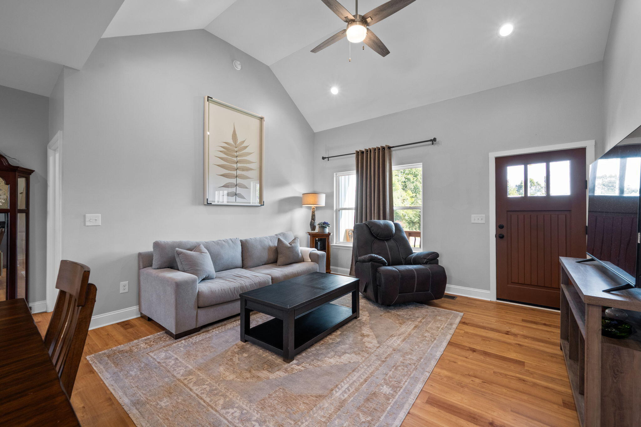 106 Forest Hill Lane