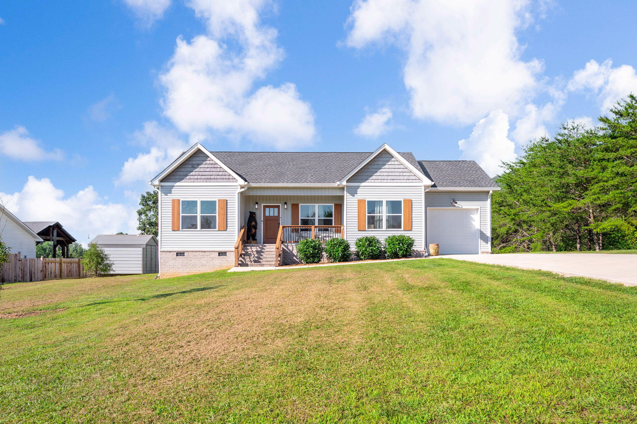 106 Forest Hill Lane