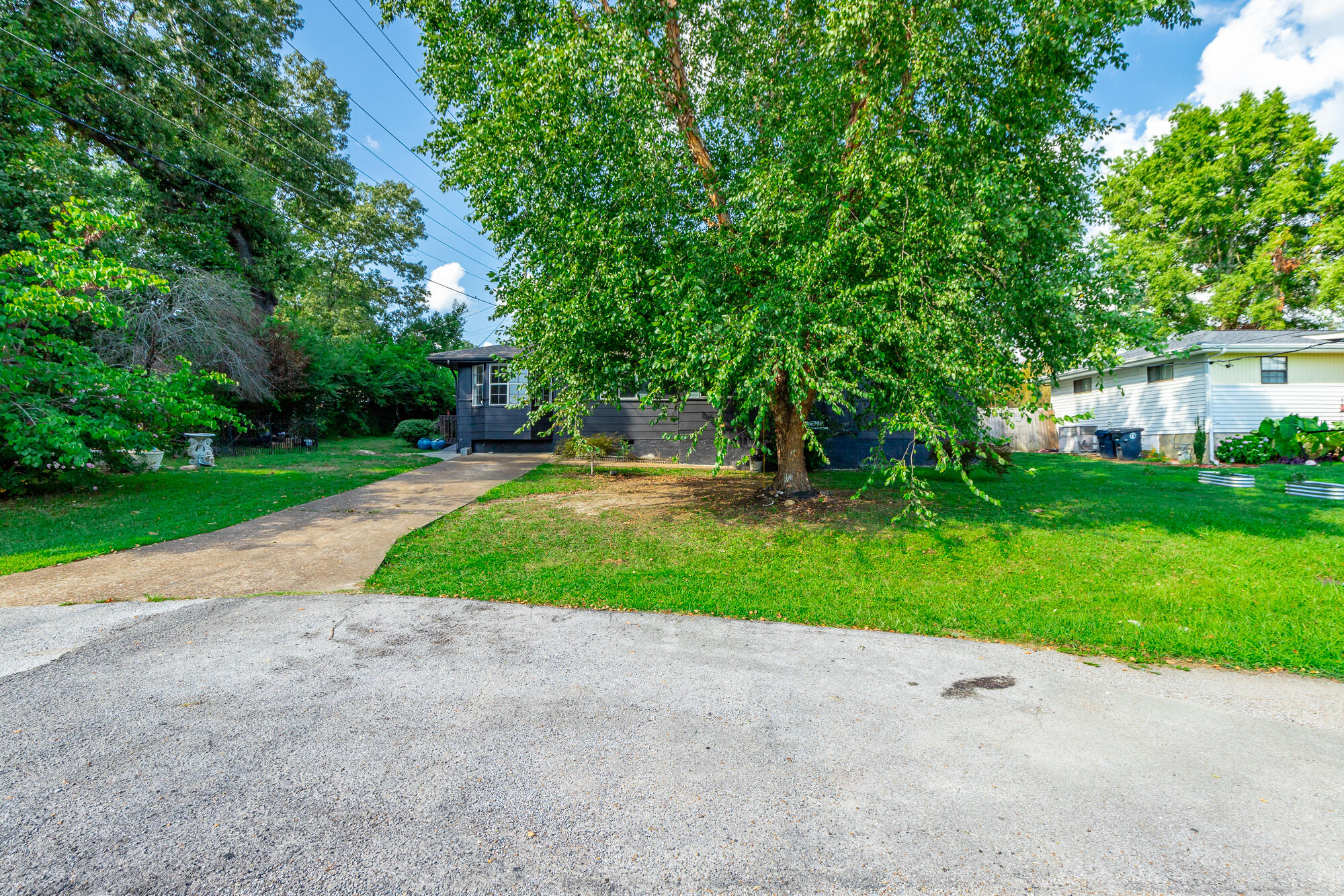 4001 Sherlin Drive
