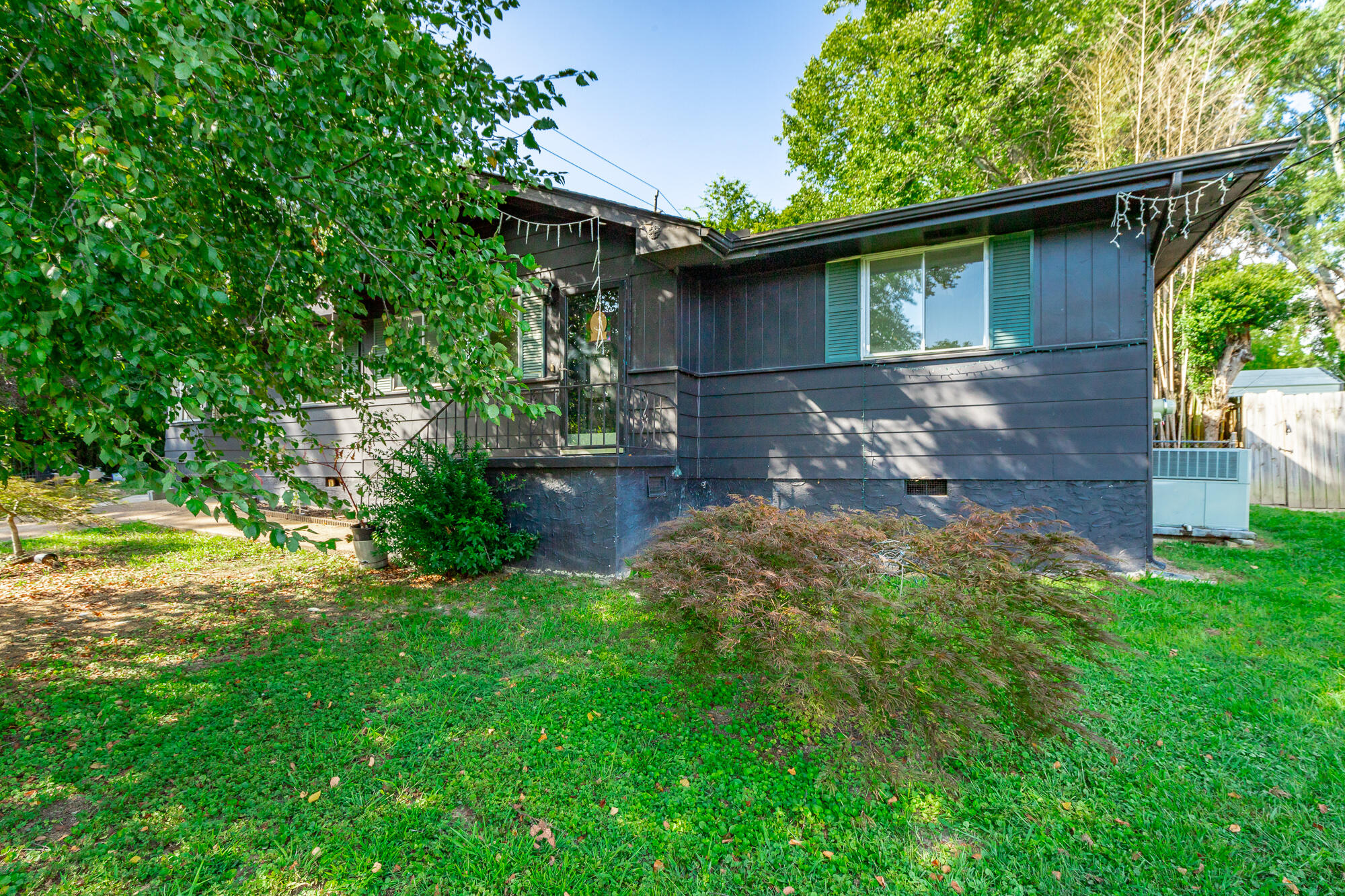 4001 Sherlin Drive