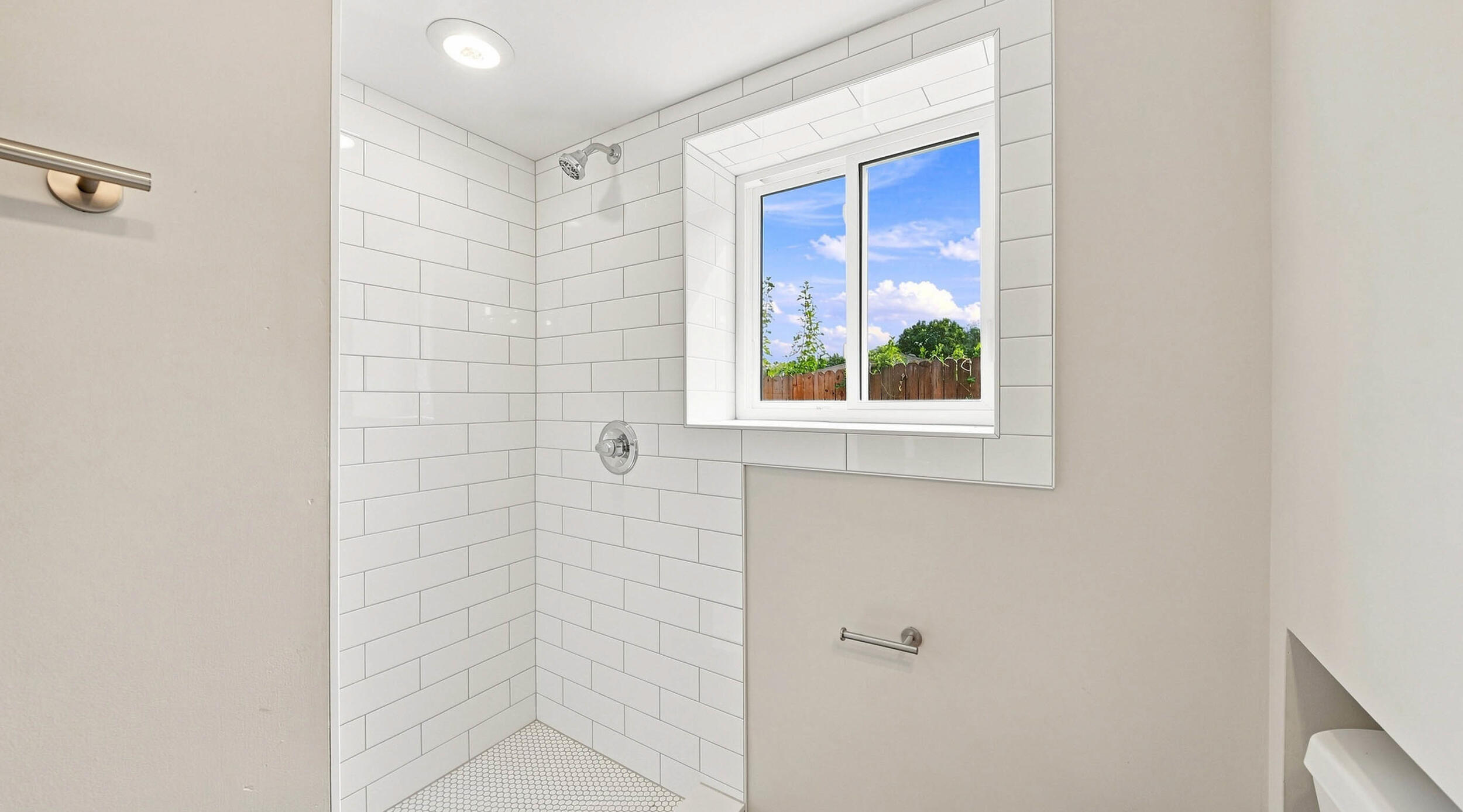 314 E View Drive