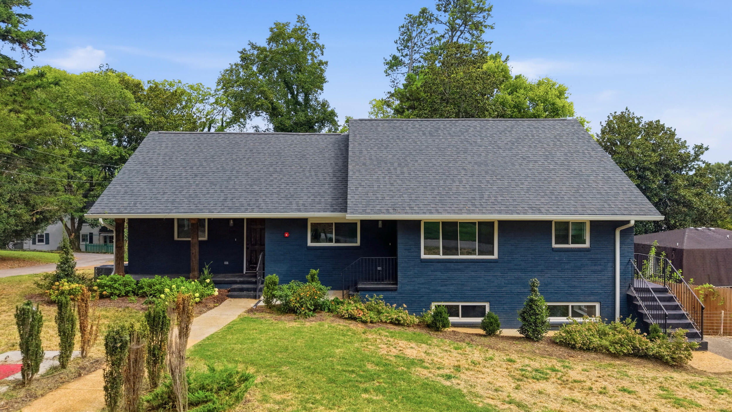 314 E View Drive