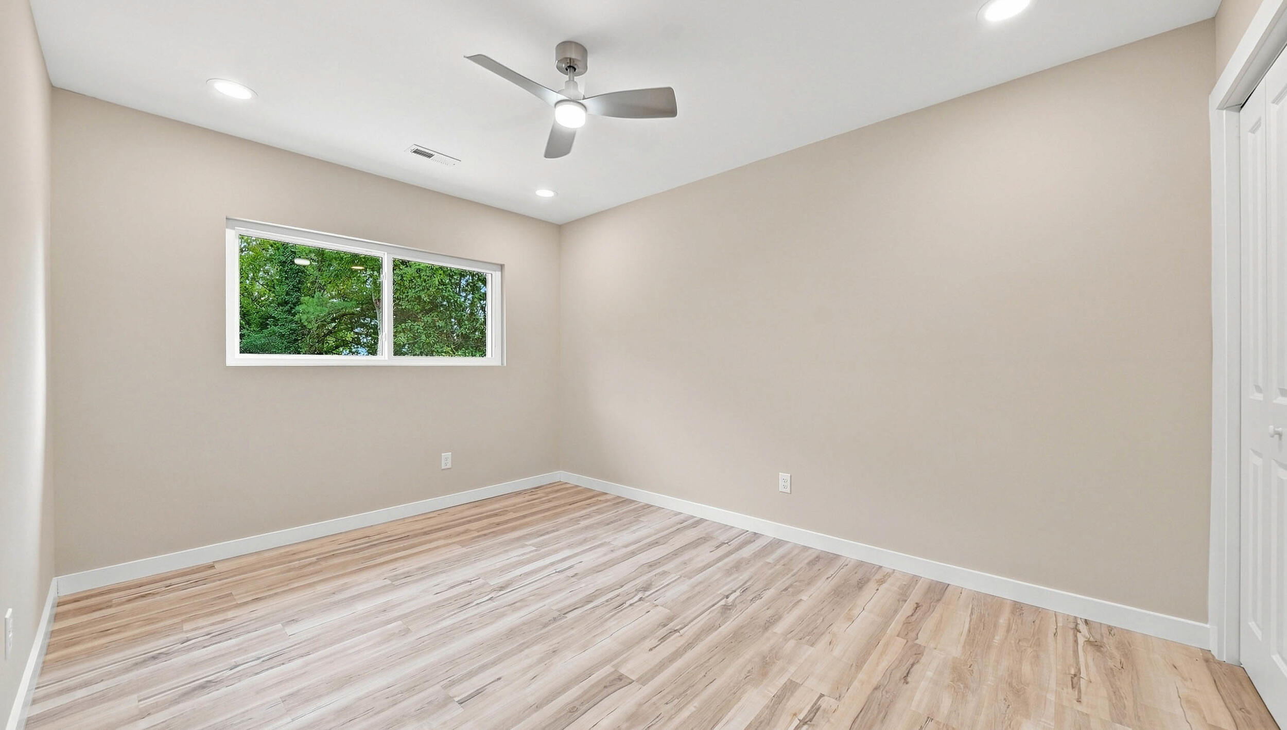 314 E View Drive