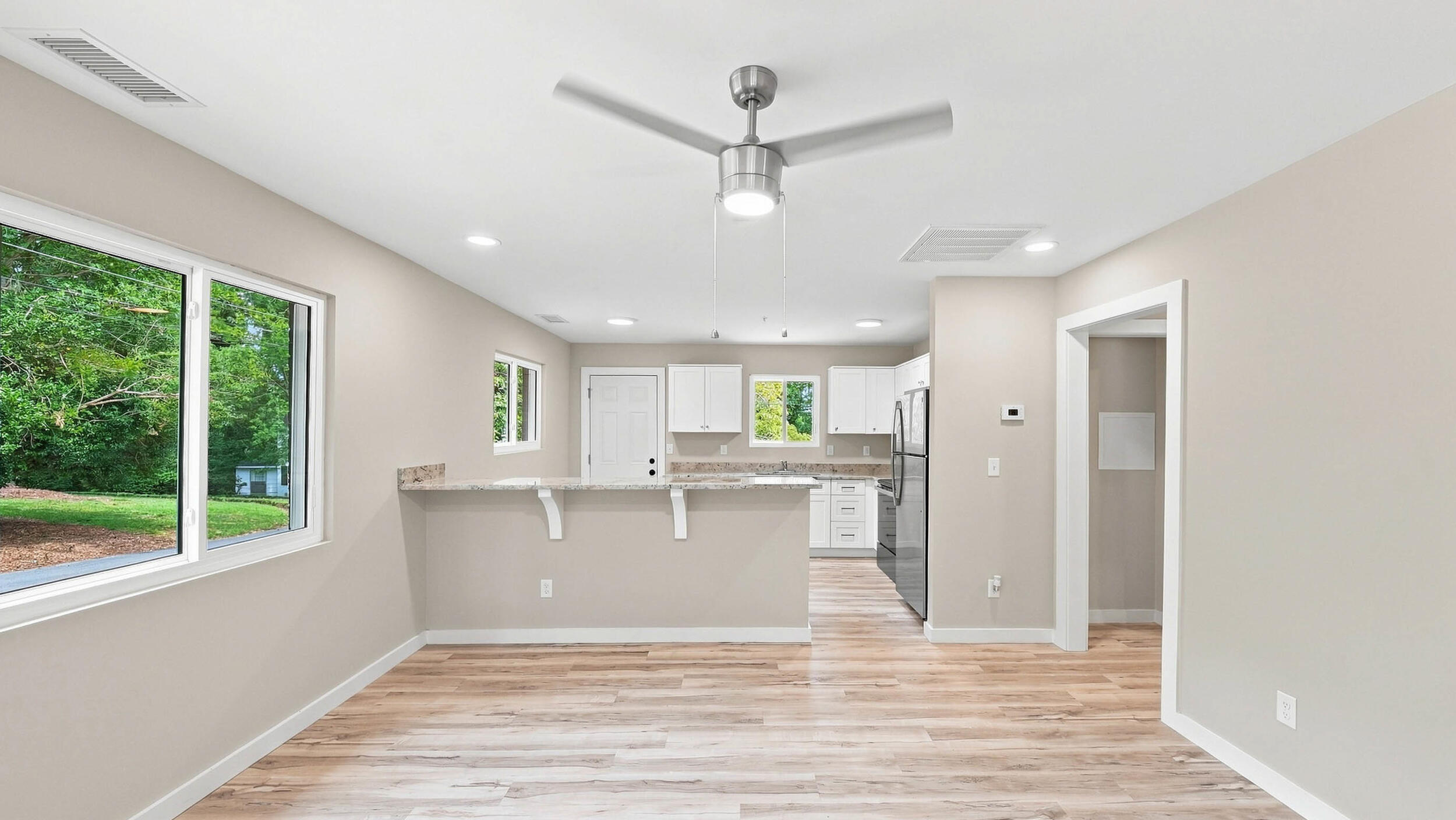 314 E View Drive