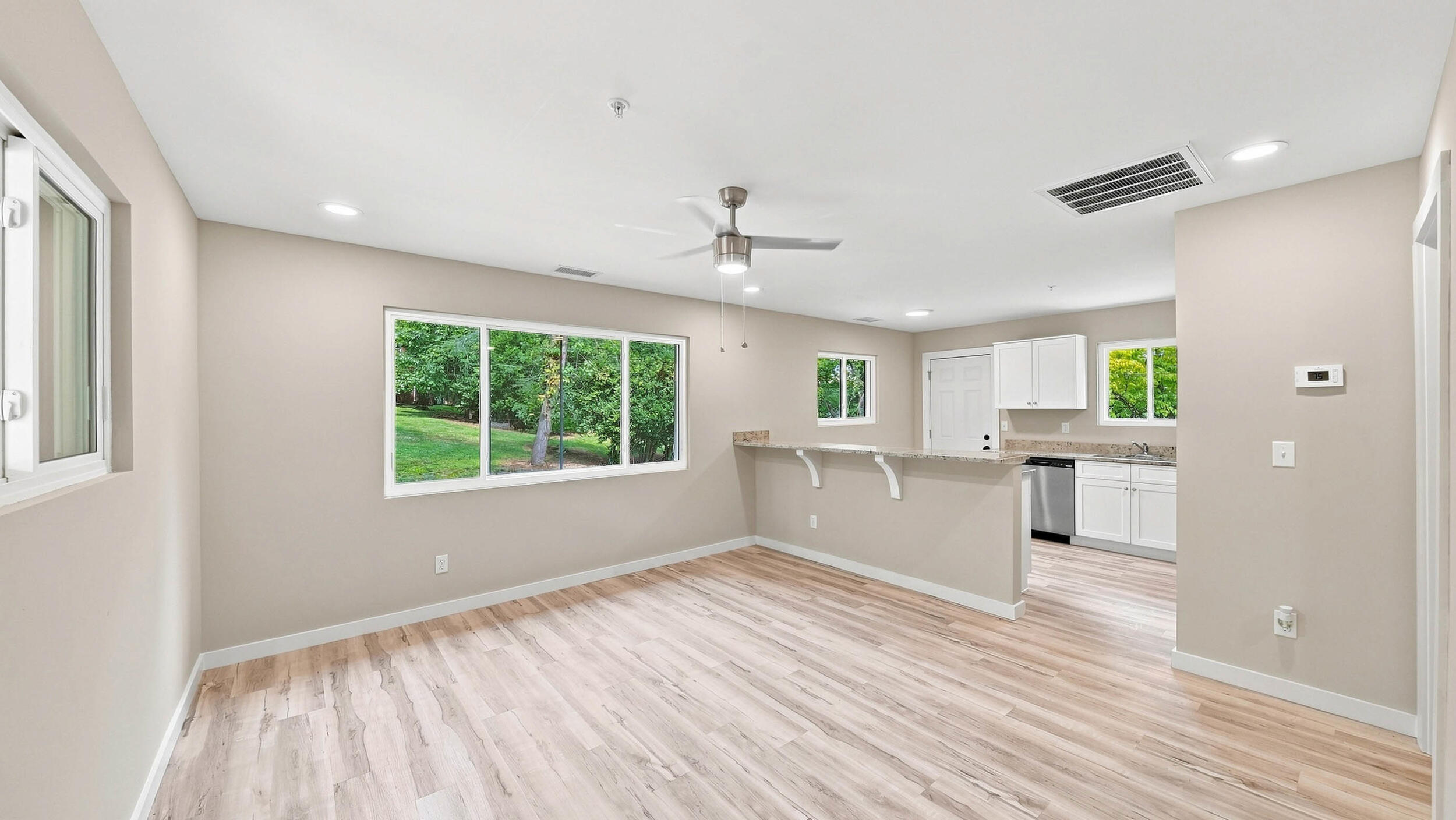 314 E View Drive