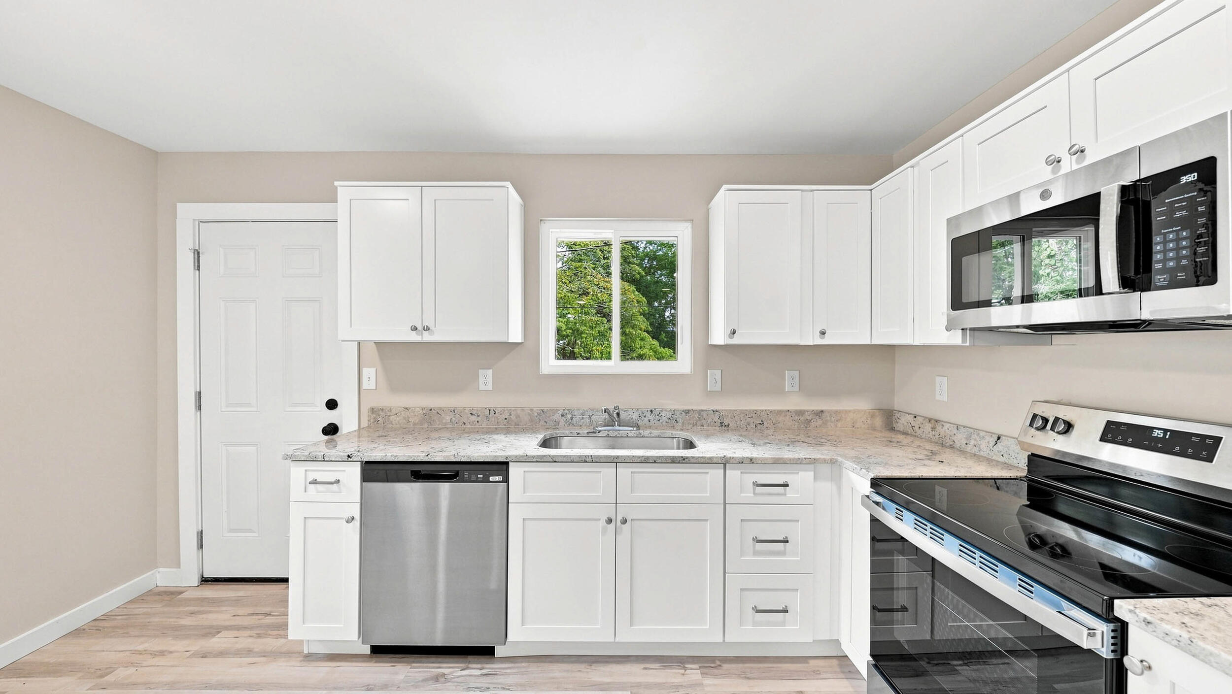 314 E View Drive