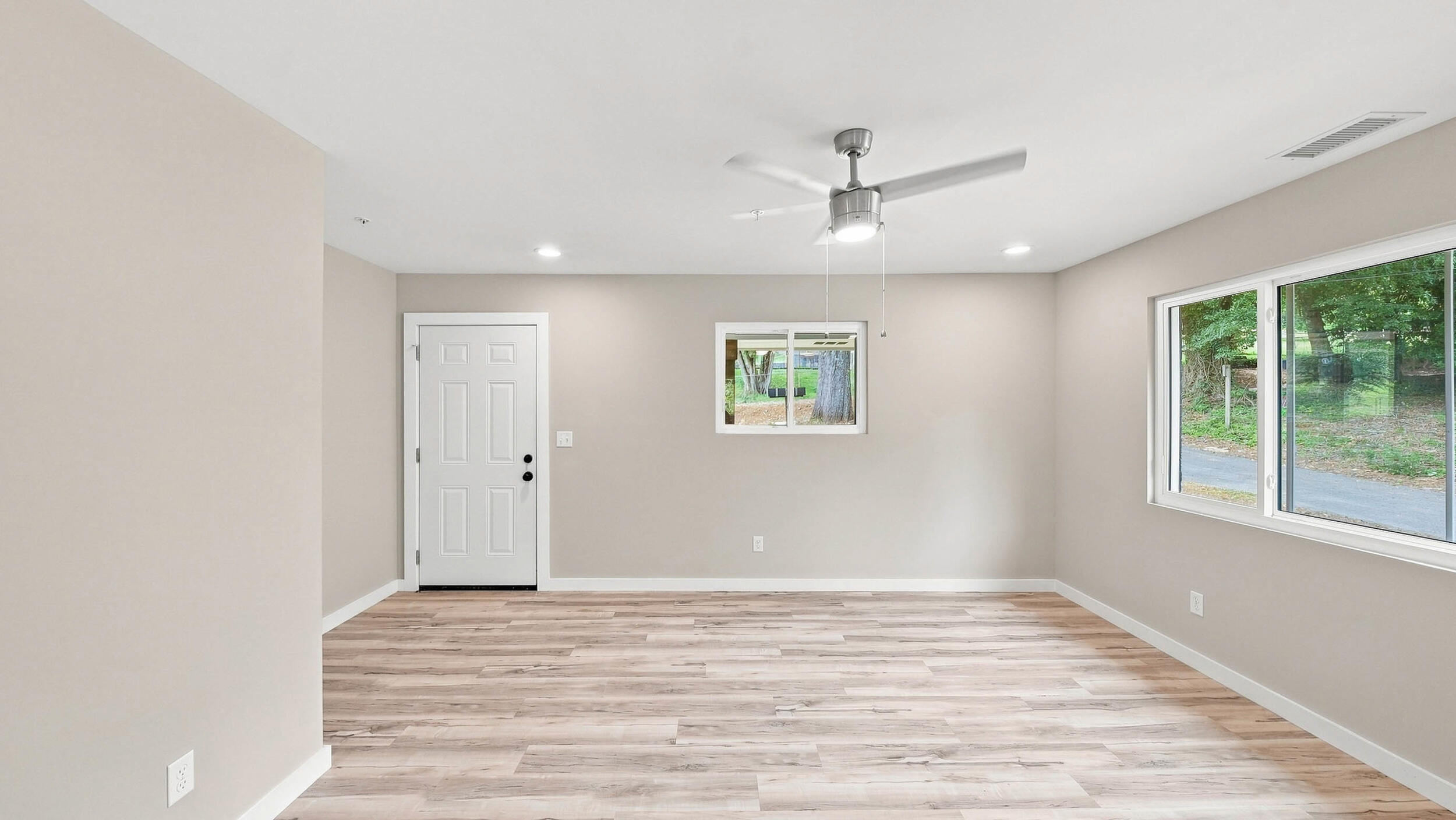 314 E View Drive