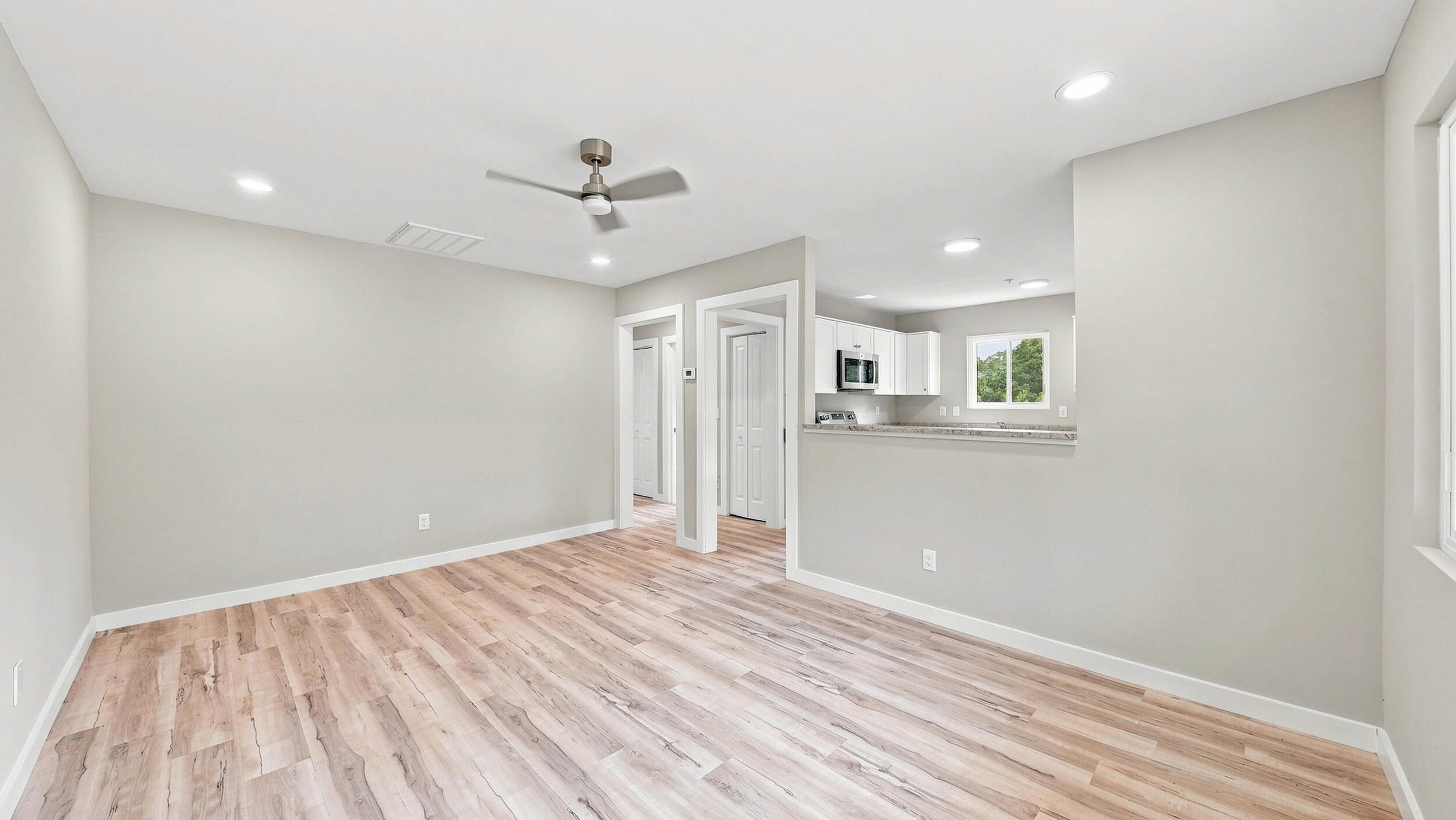 314 E View Drive