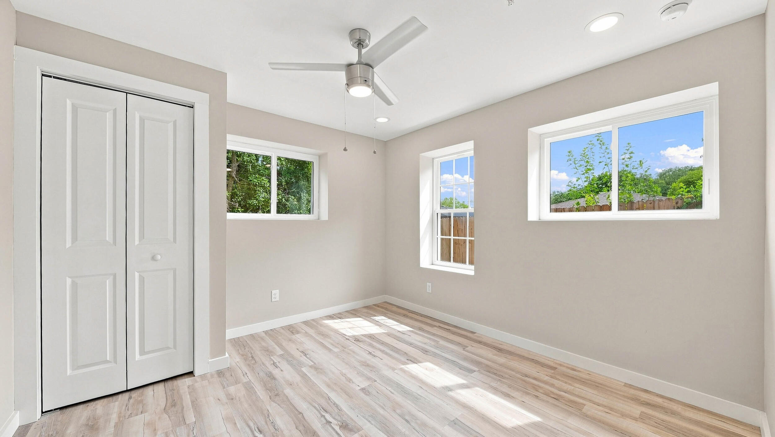 314 E View Drive