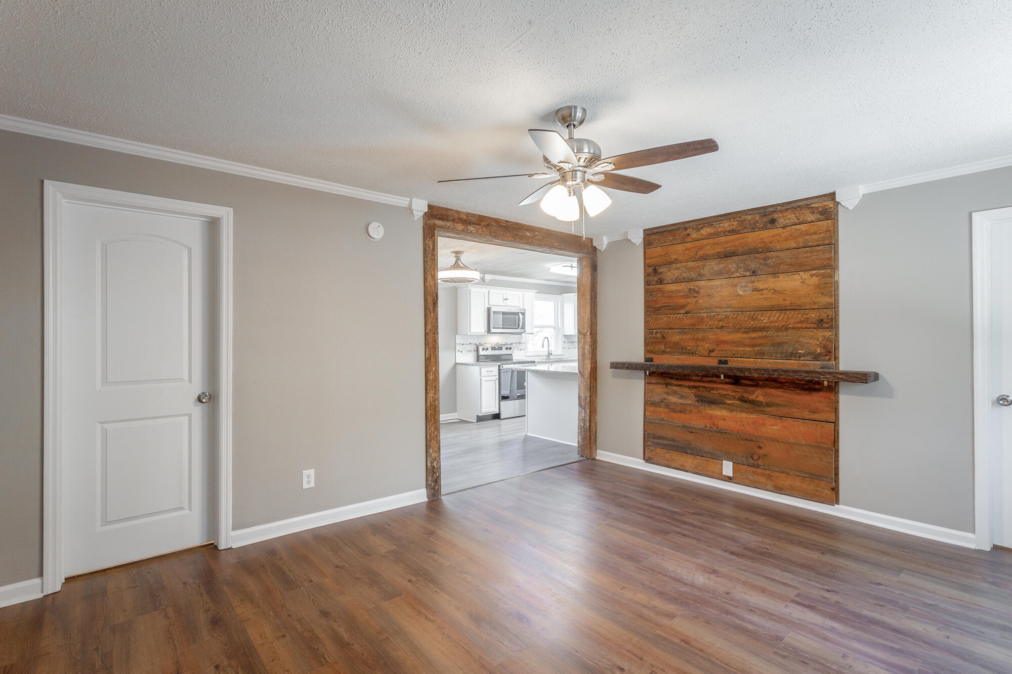 516 Hedgewood Drive