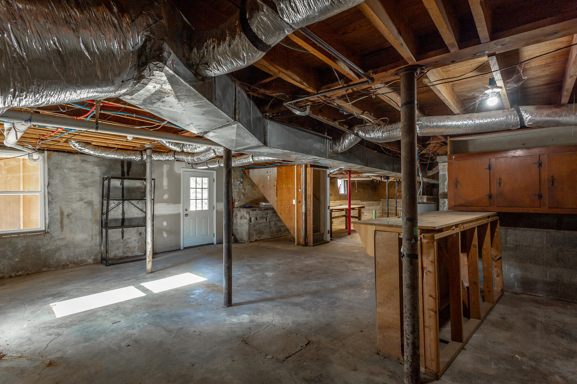 516 Hedgewood Drive