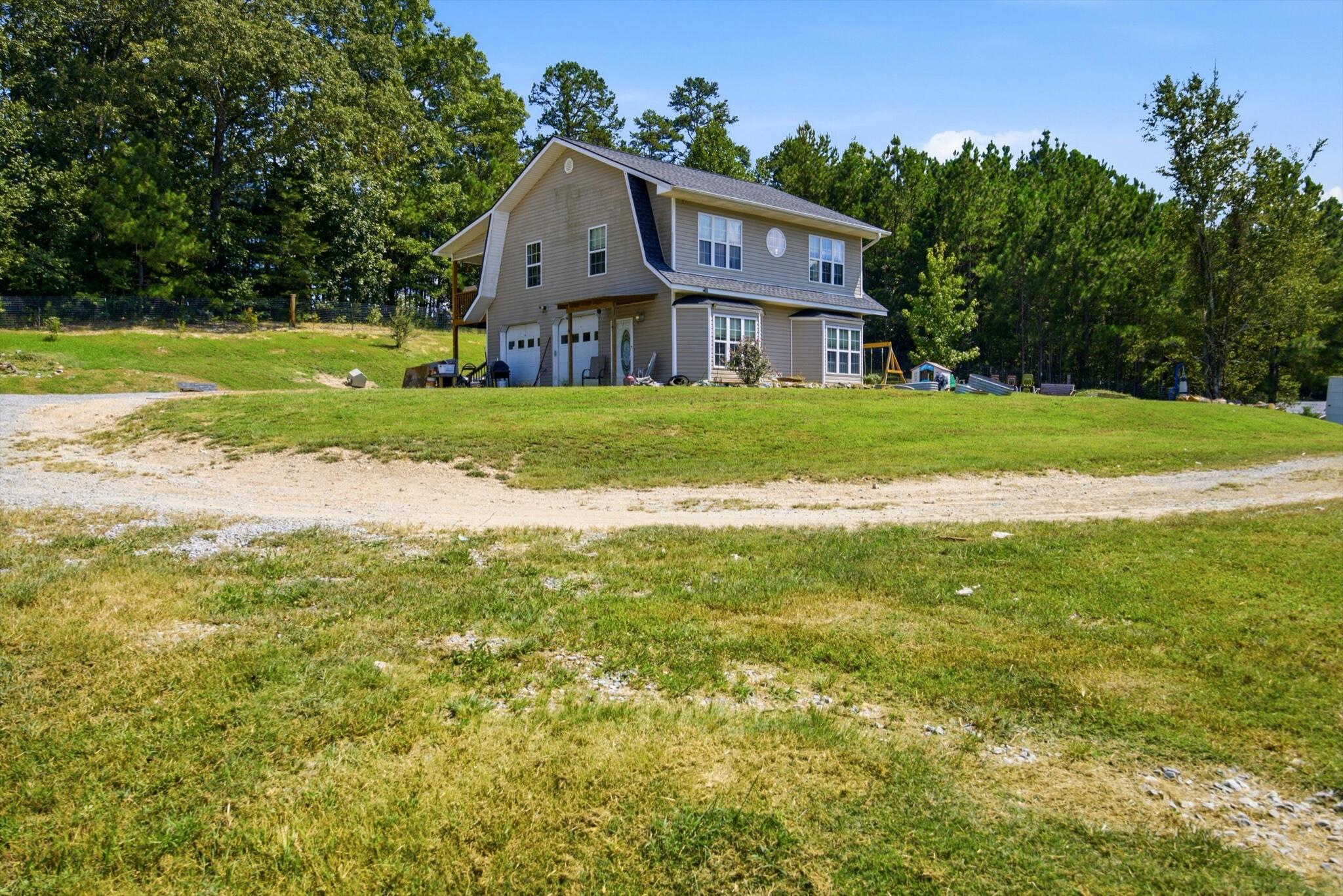 53 Confederate Drive, LaFayette