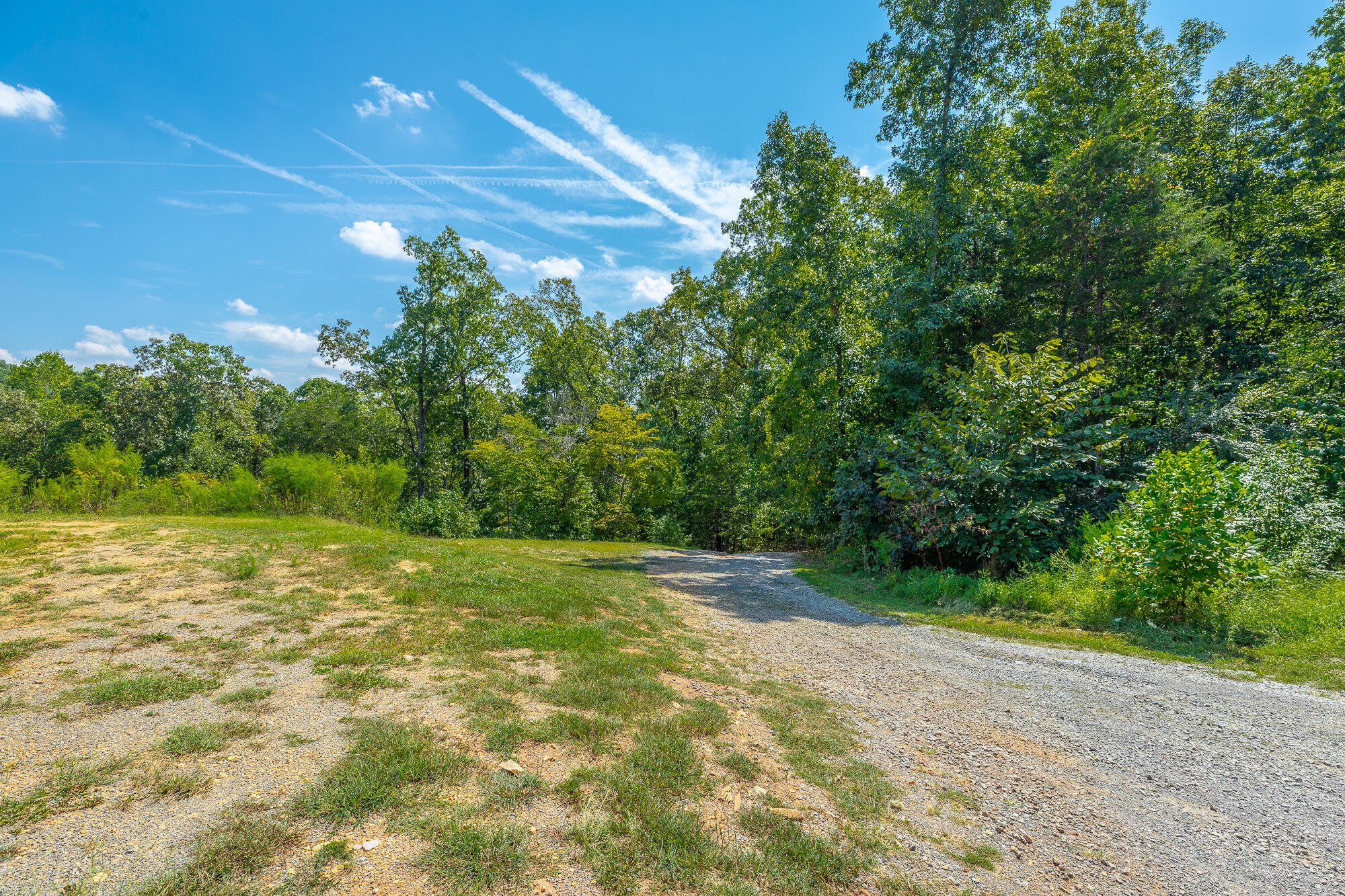 695 Van Davis Road NW