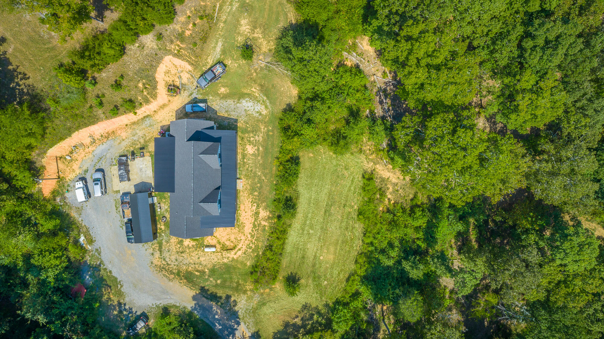 695 Van Davis Road NW