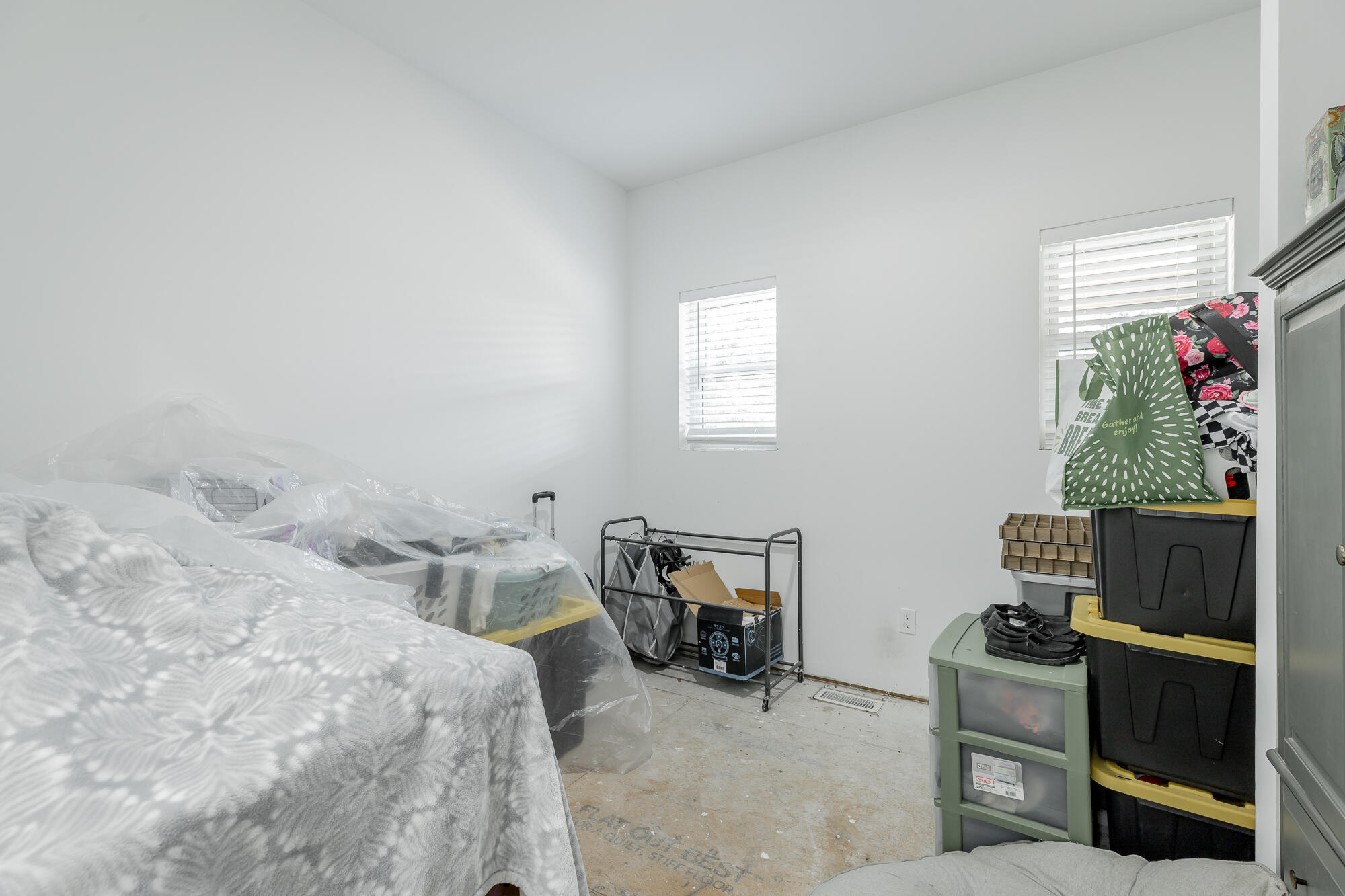 695 Van Davis Road NW
