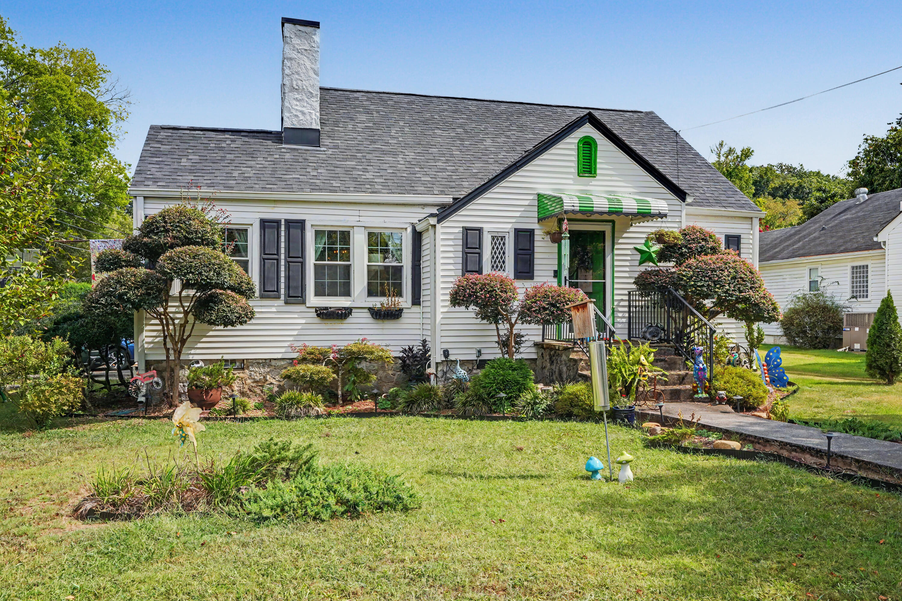 3406 Redding Road
