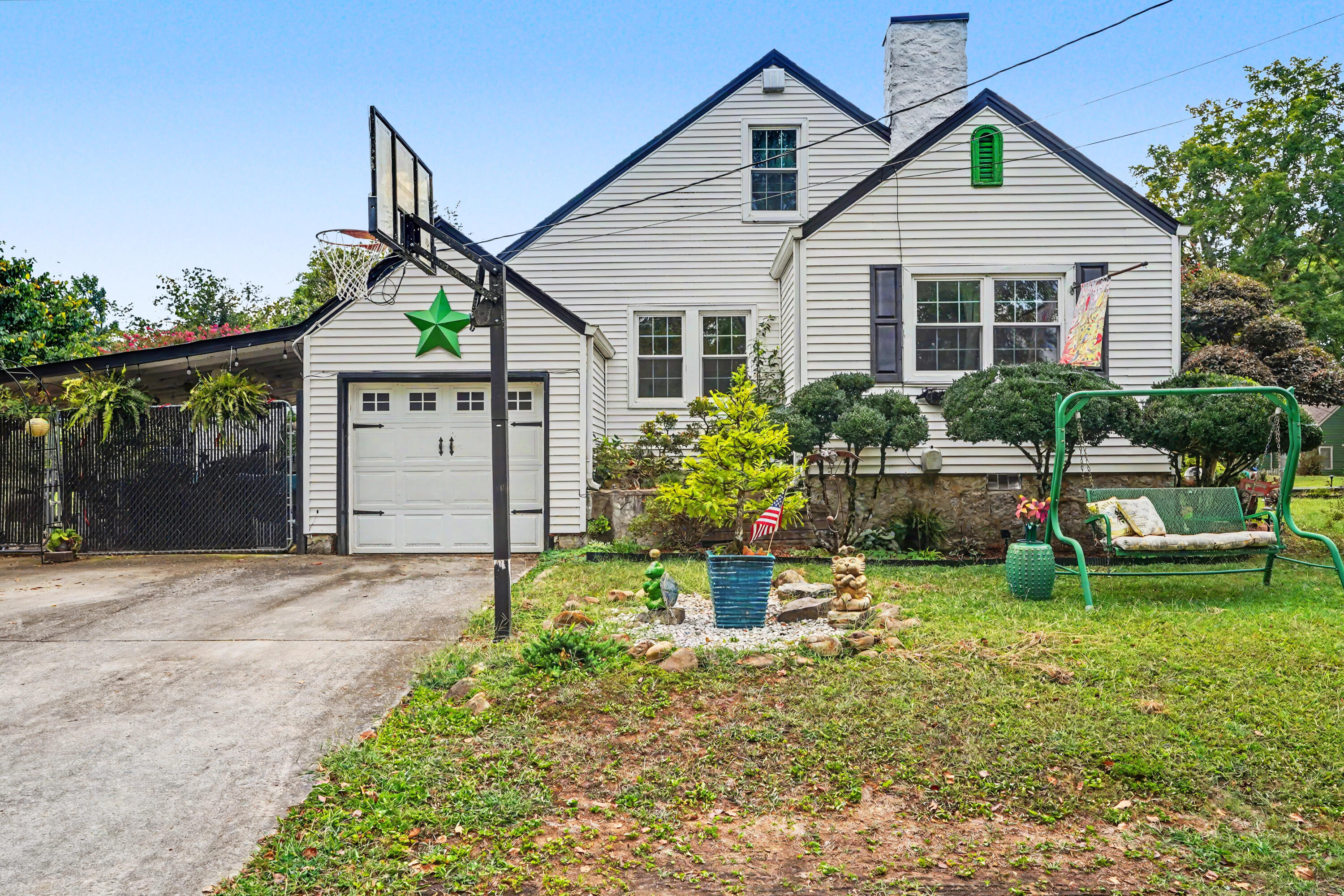 3406 Redding Road
