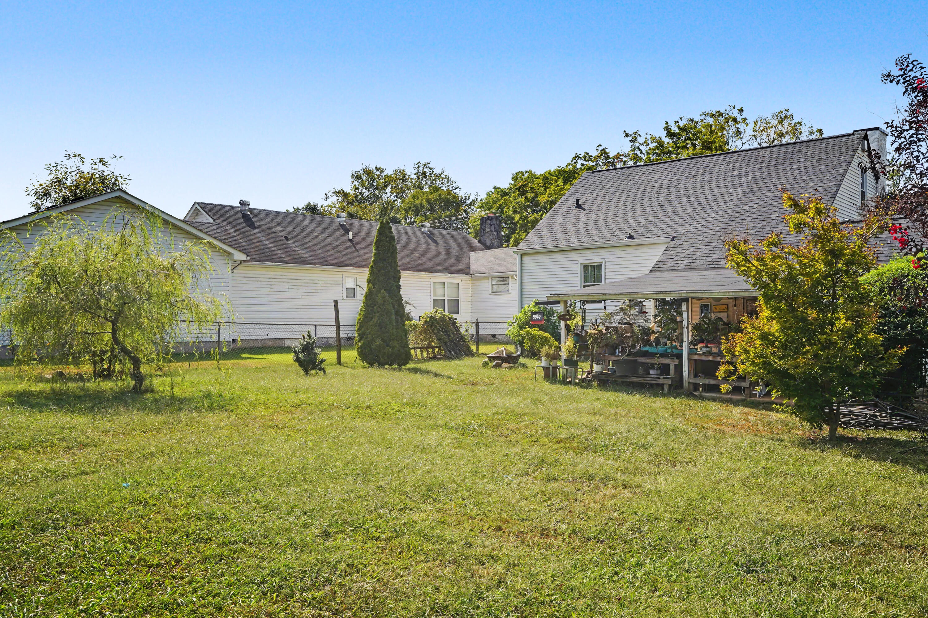 3406 Redding Road