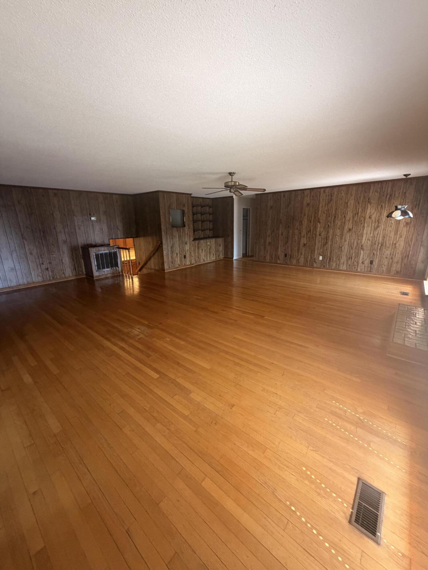 711 Hardin Drive