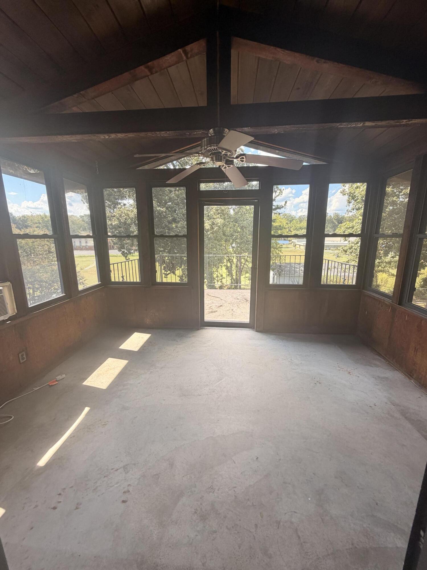 711 Hardin Drive