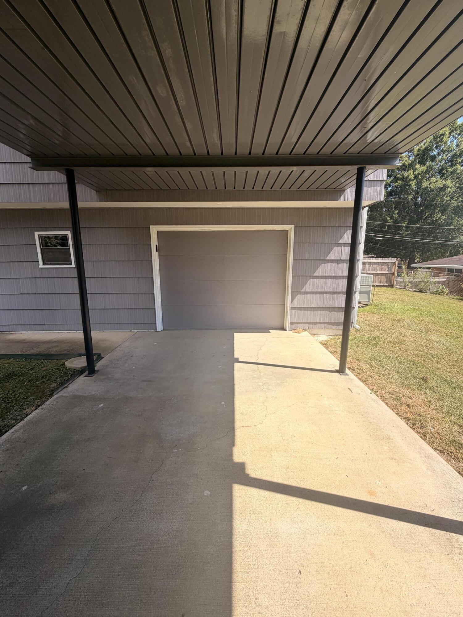 711 Hardin Drive