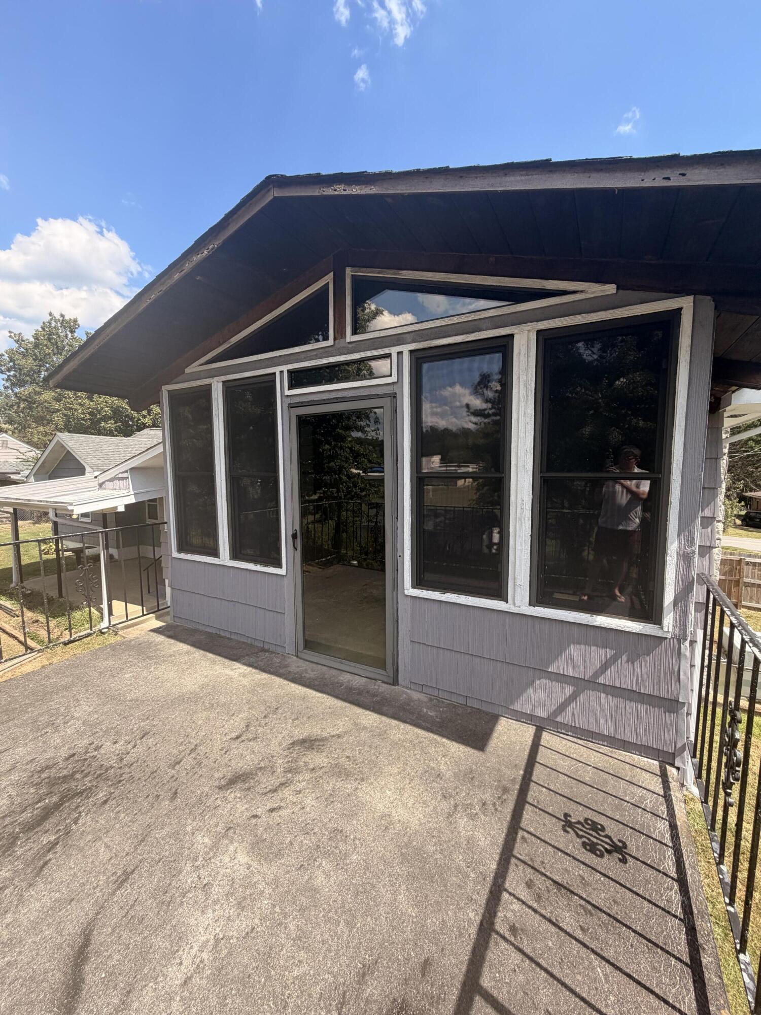 711 Hardin Drive