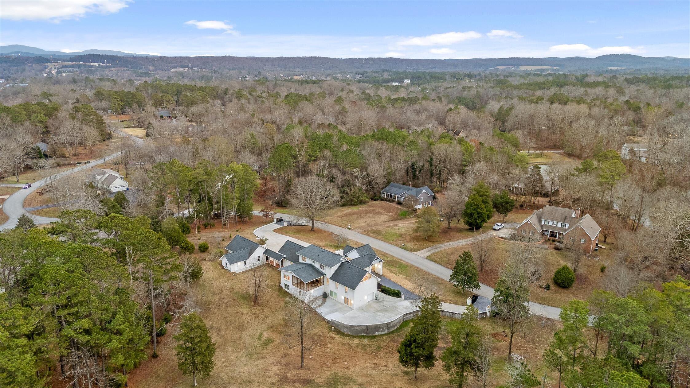 3176 Chestnut Circle NW