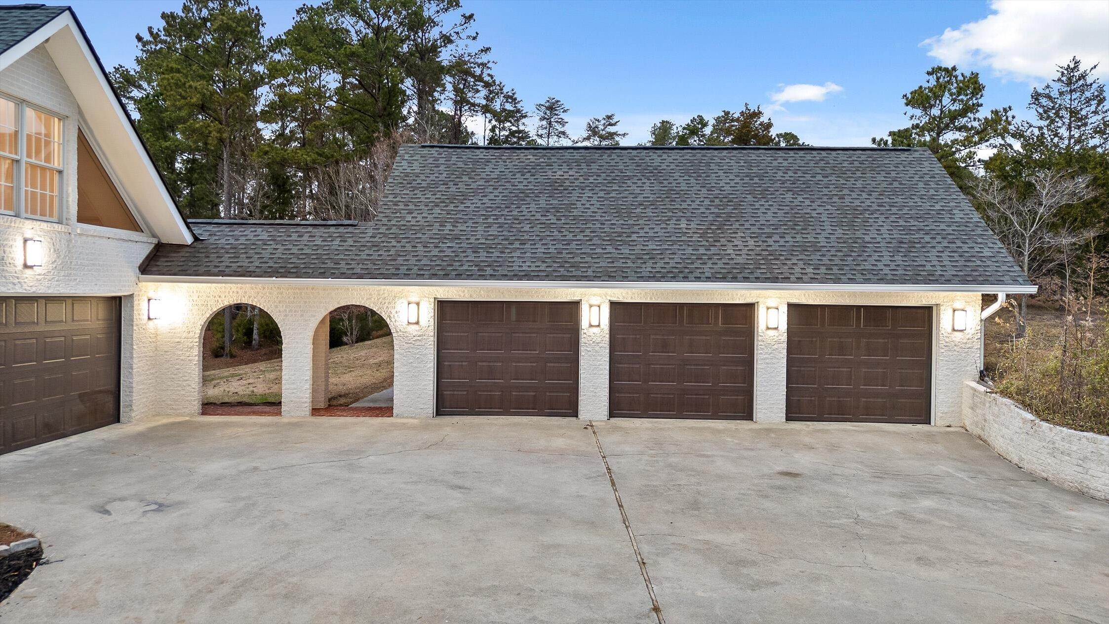 3176 Chestnut Circle NW
